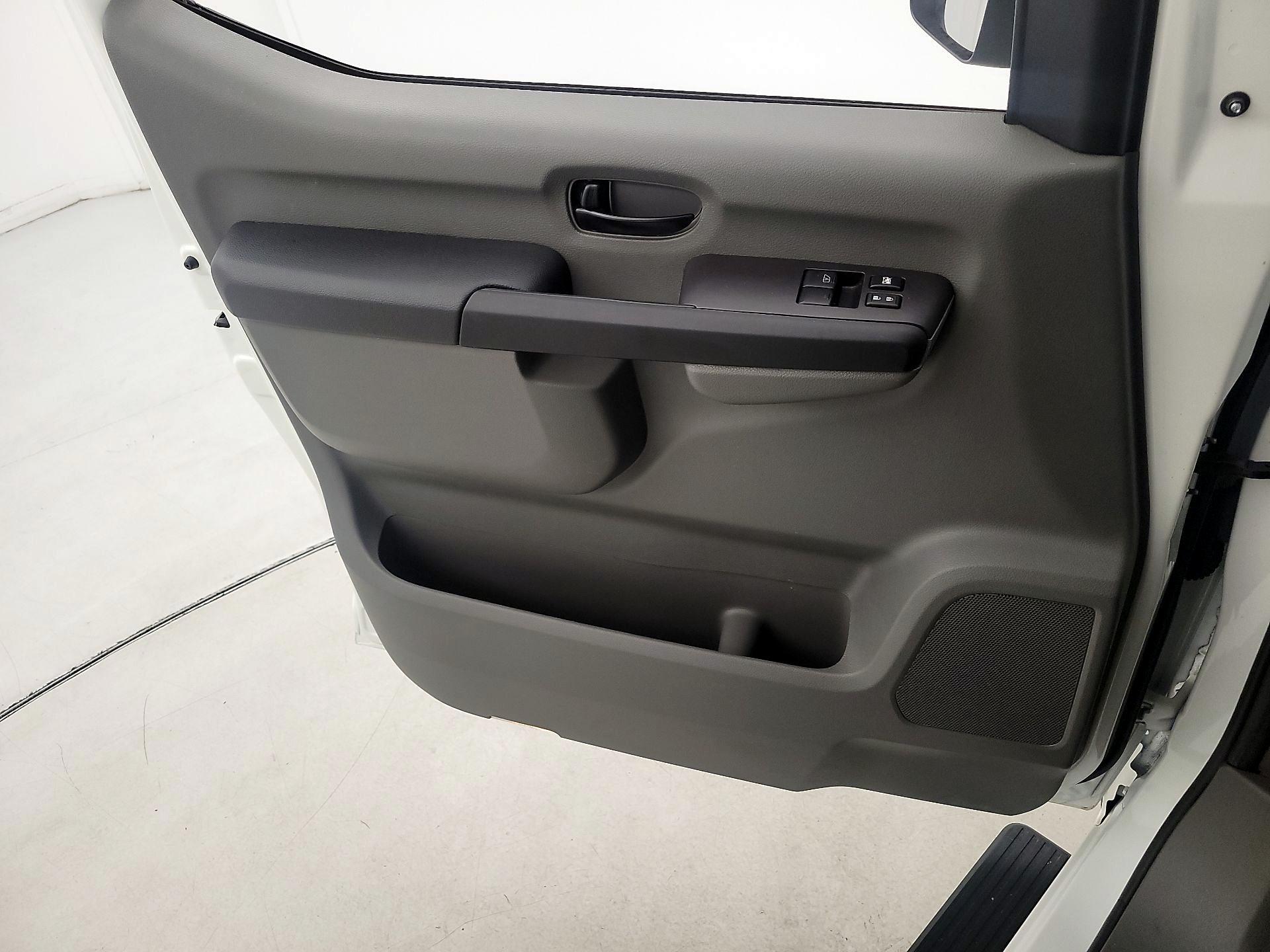 Thumbnail: 2018 Nissan NV - 12