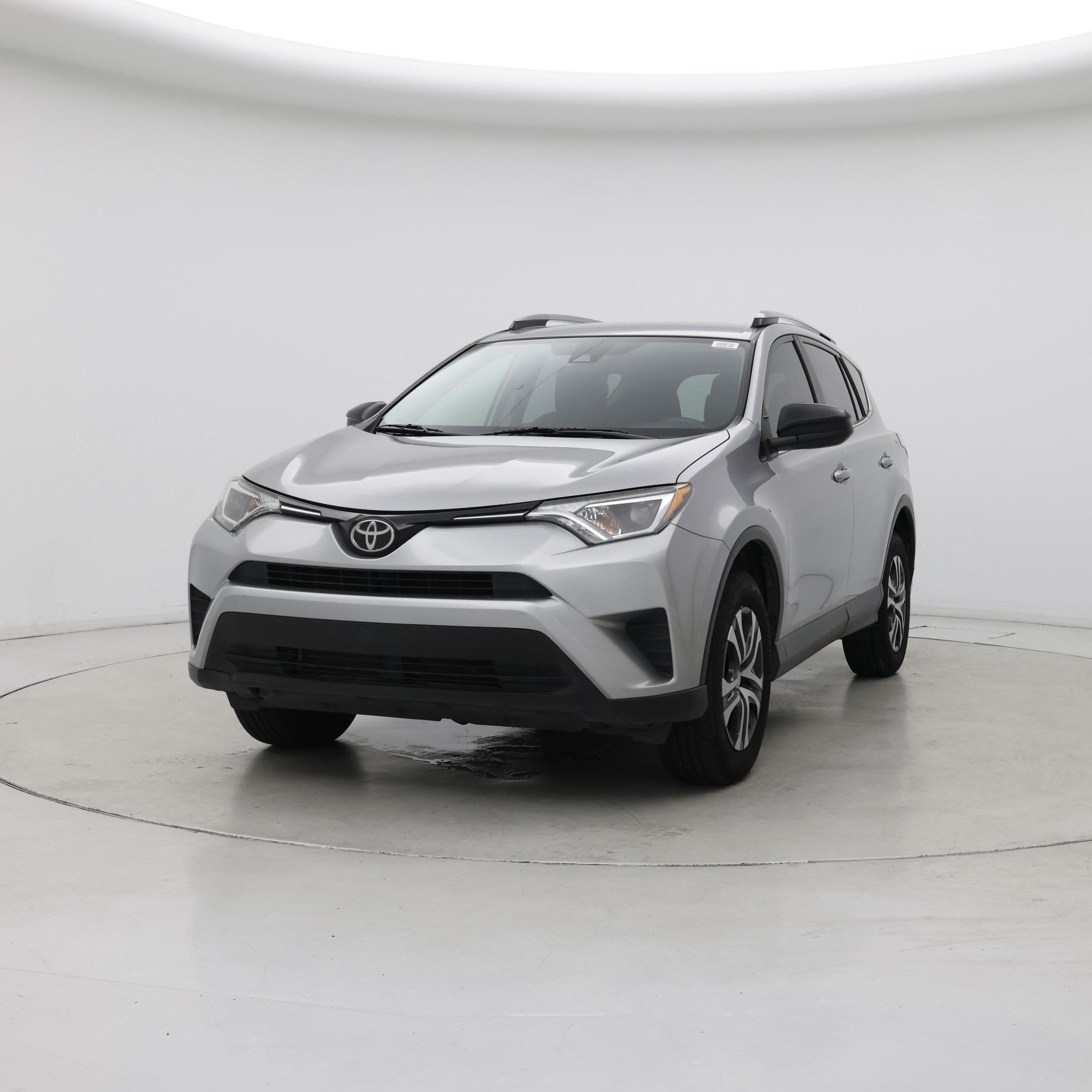Thumbnail: 2018 Toyota RAV4 - 4