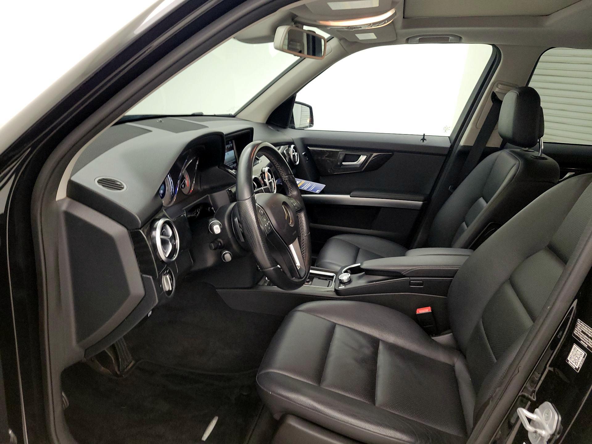 Thumbnail: 2015 Mercedes-Benz GLK - 11
