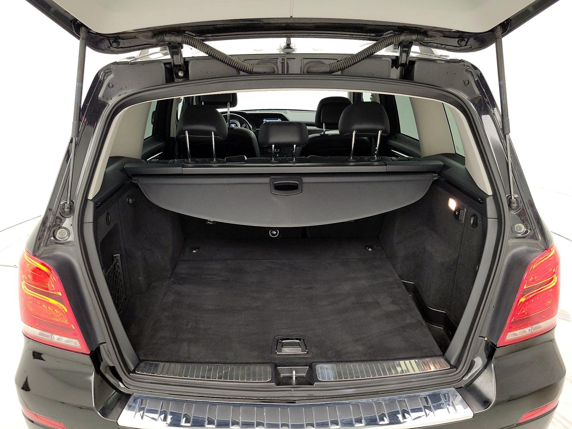 Thumbnail: 2015 Mercedes-Benz GLK - 16