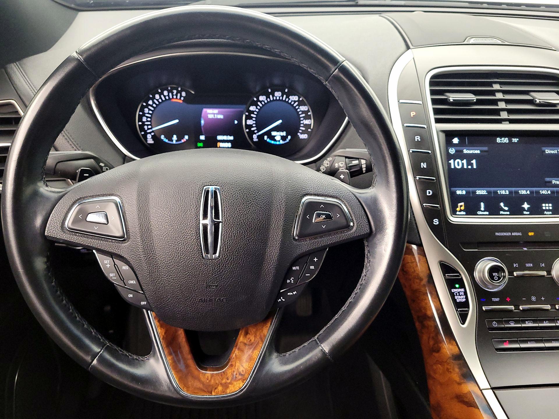 Thumbnail: 2016 Lincoln MKX - 10