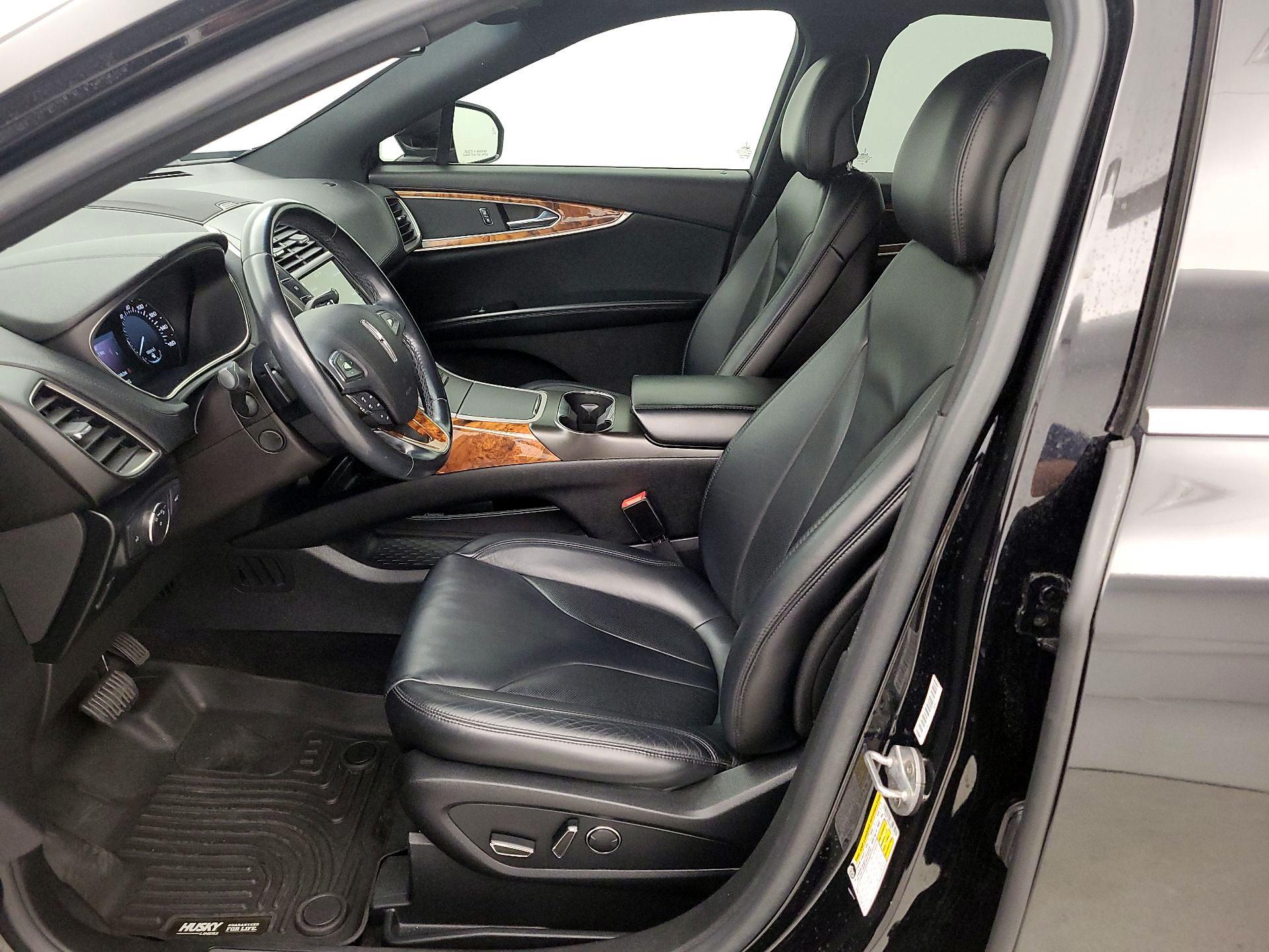 Thumbnail: 2016 Lincoln MKX - 11