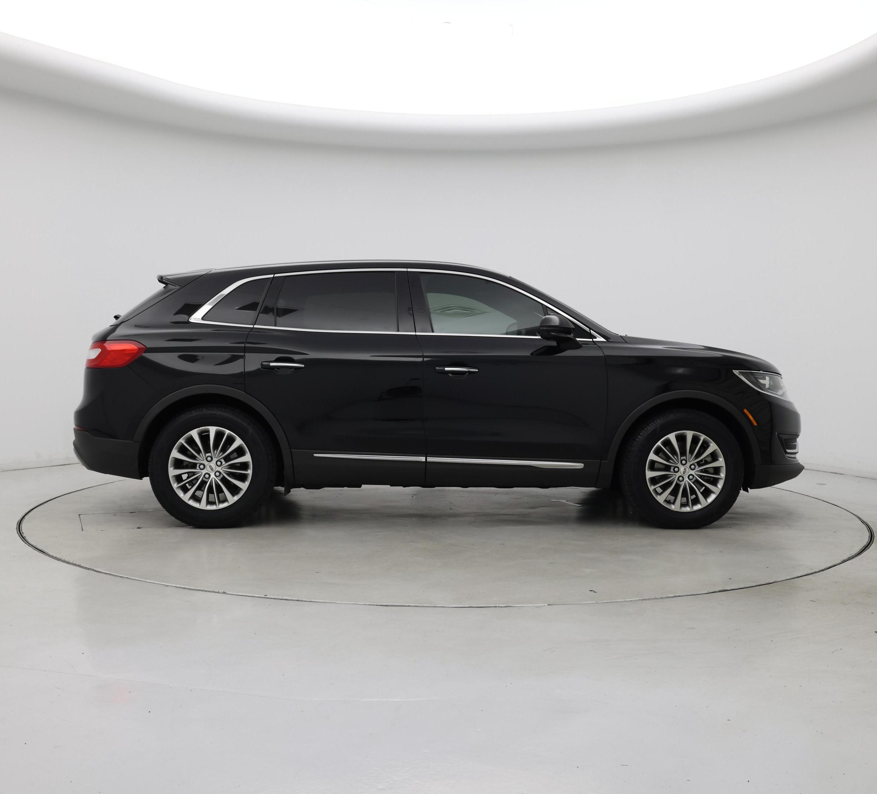 Thumbnail: 2016 Lincoln MKX - 7