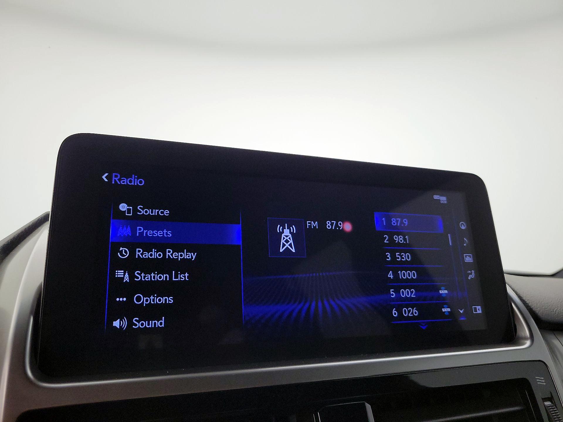Thumbnail: 2022 Lexus GX - 16