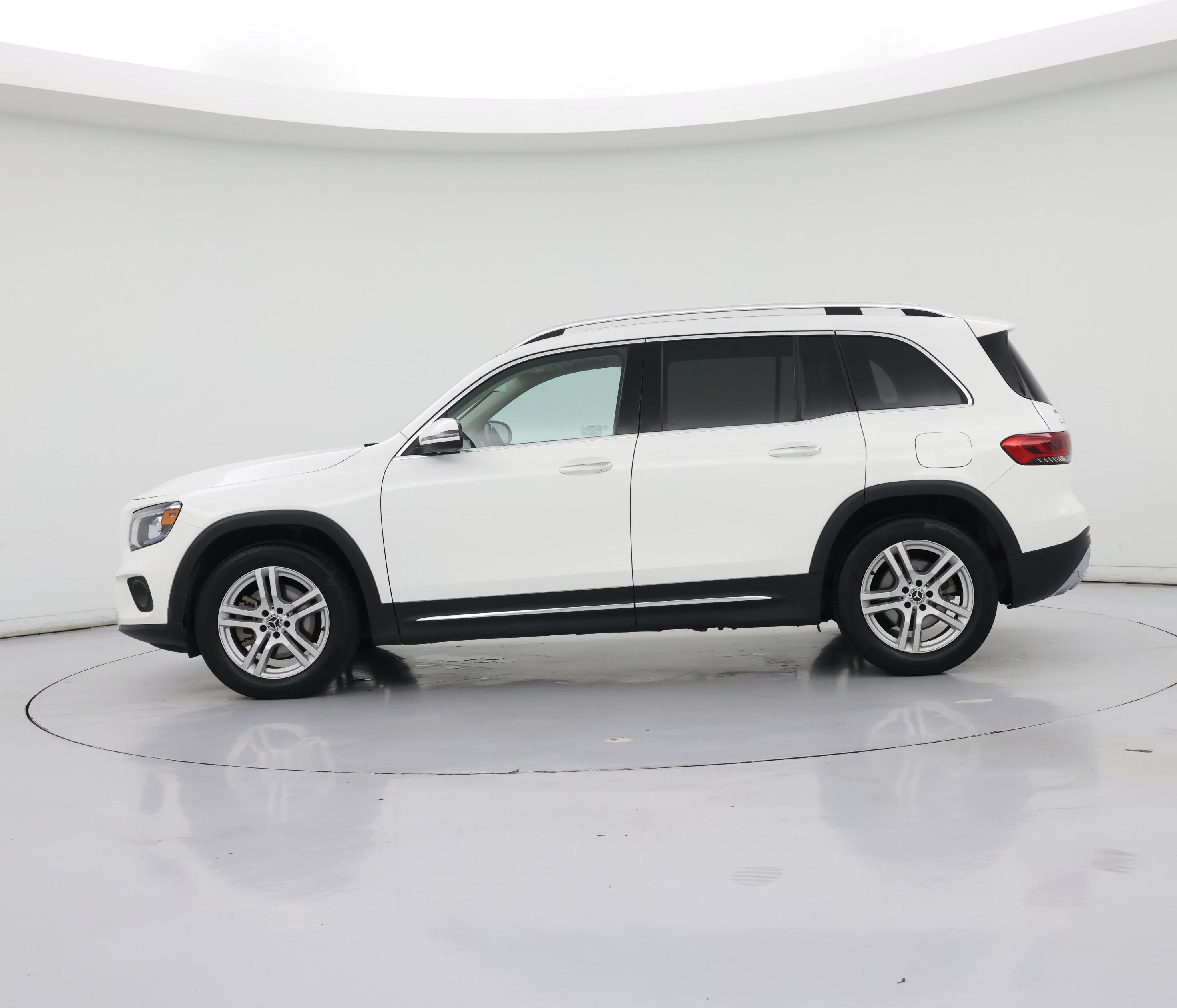 Thumbnail: 2023 Mercedes-Benz GLB - 3