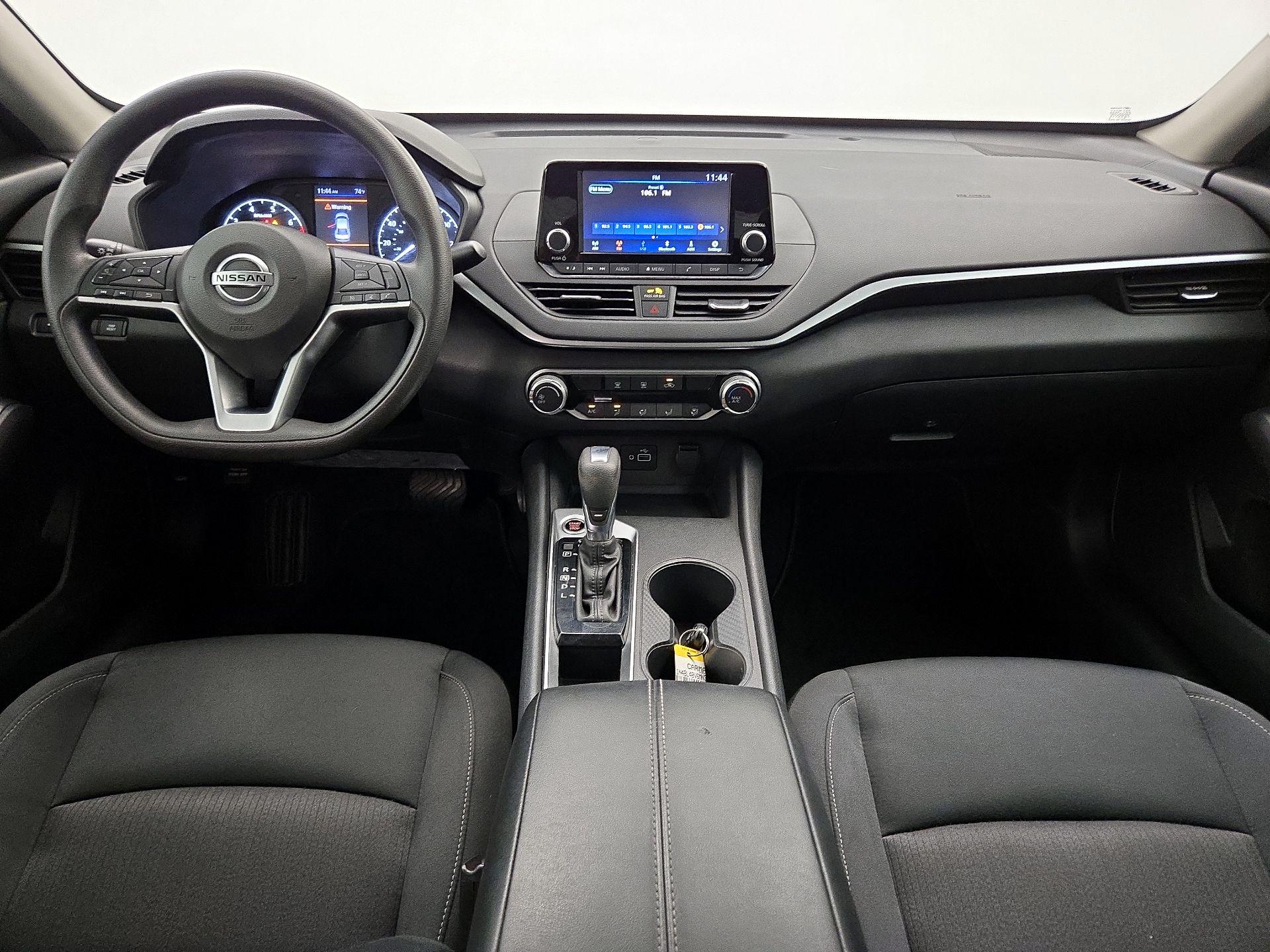 Thumbnail: 2021 Nissan Altima - 9