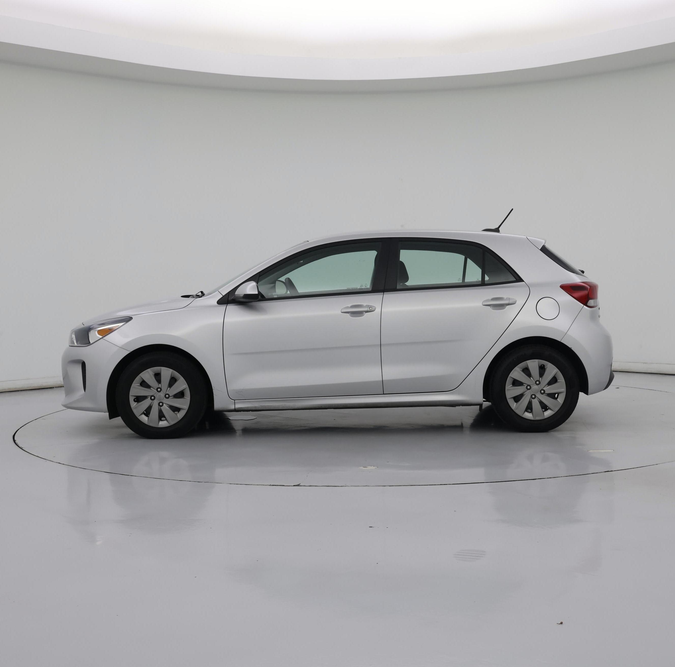 Thumbnail: 2020 Kia Rio5 - 3