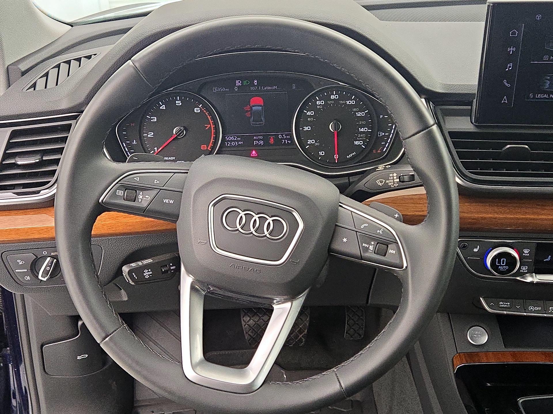Thumbnail: 2023 Audi Q5 - 10