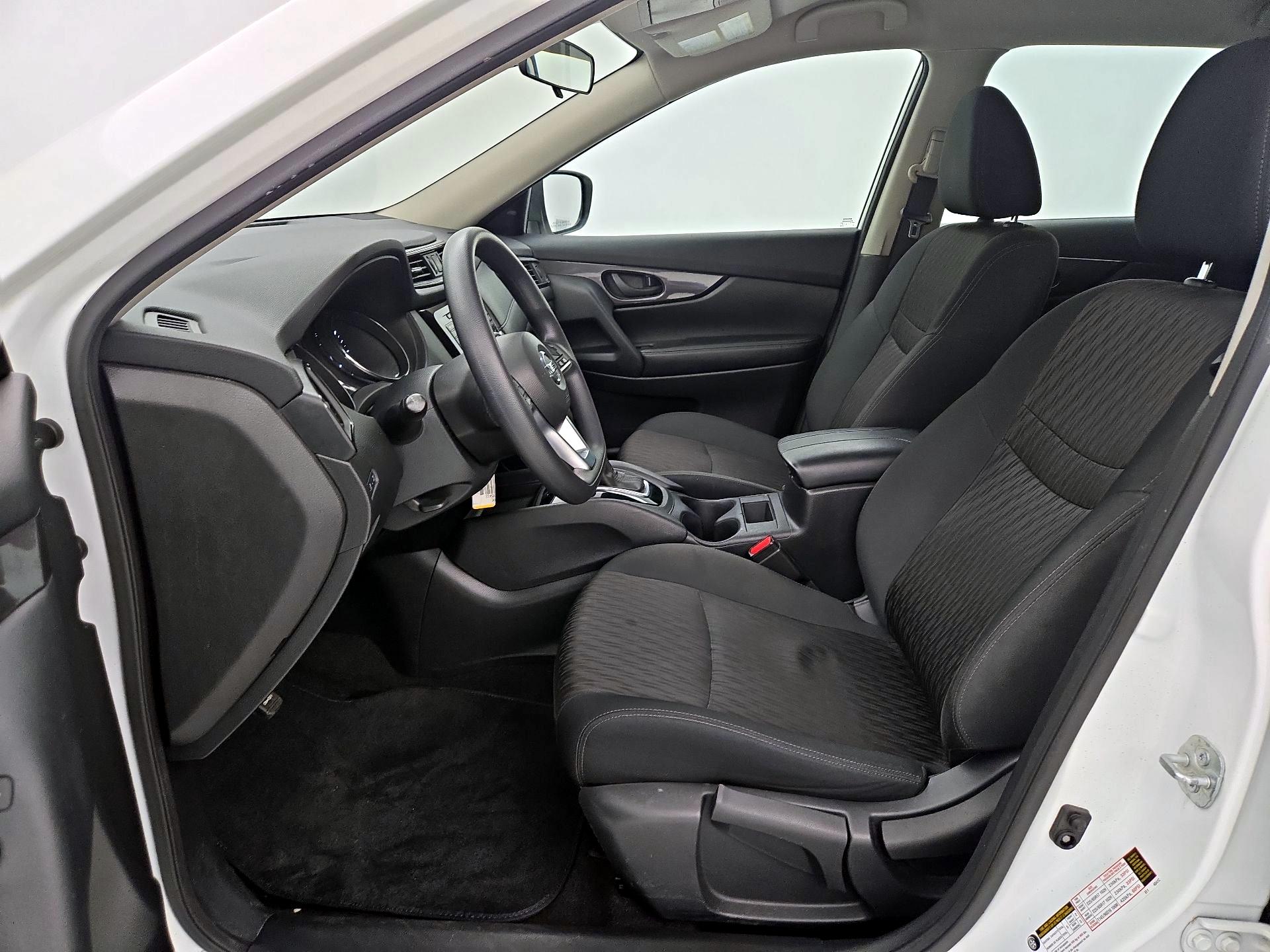 Thumbnail: 2020 Nissan Rogue - 11