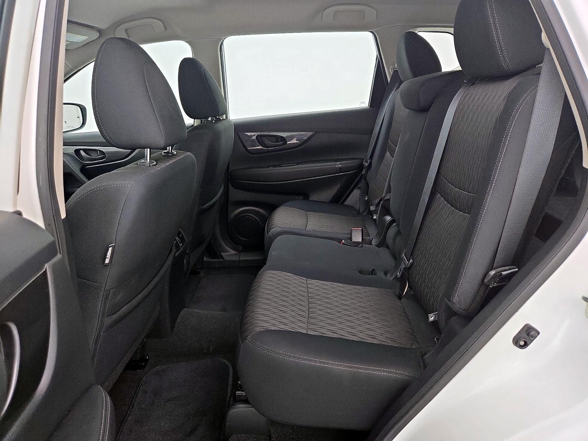 Thumbnail: 2020 Nissan Rogue - 19