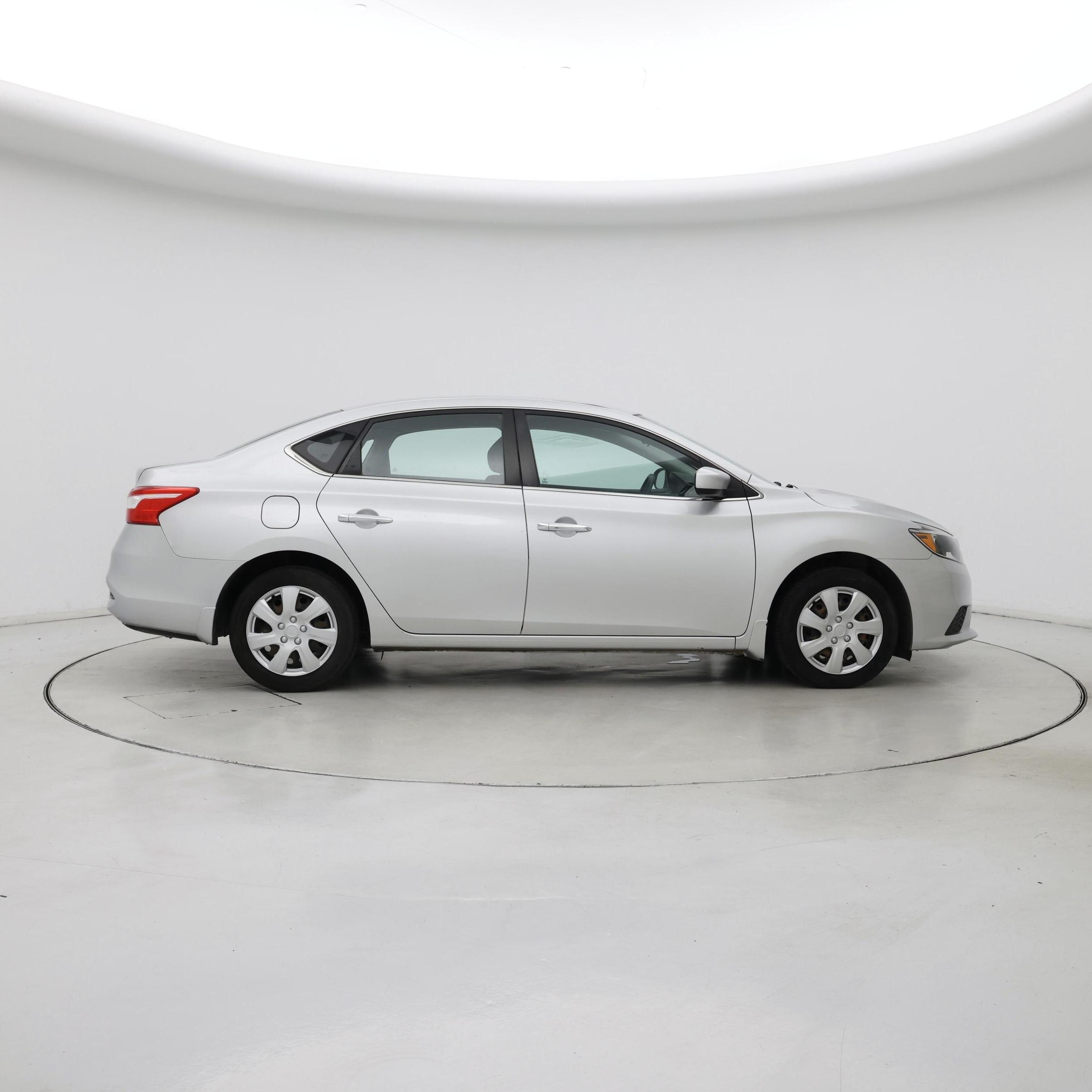 Thumbnail: 2017 Nissan Sentra - 7