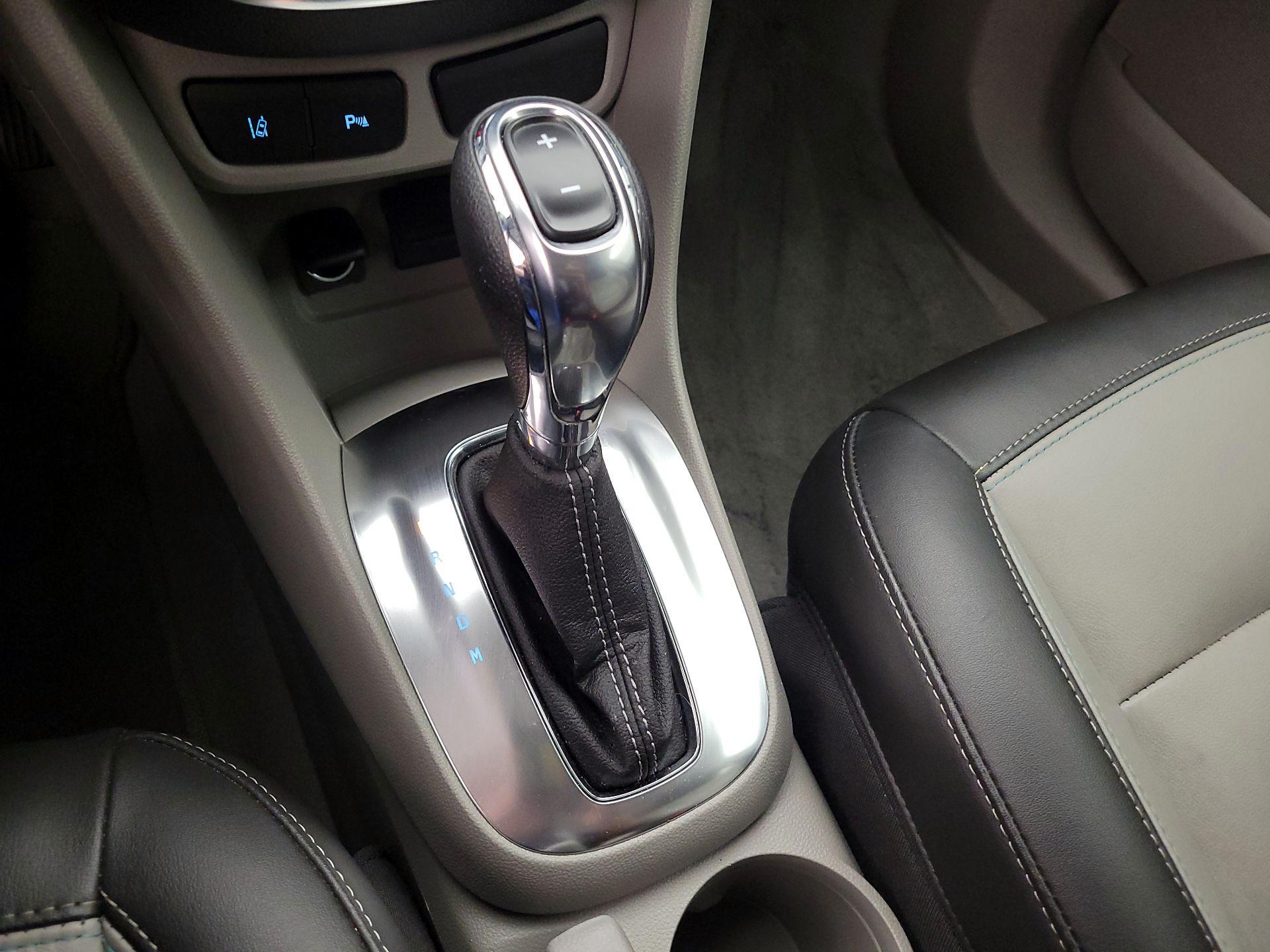 Thumbnail: 2016 Buick Encore - 17