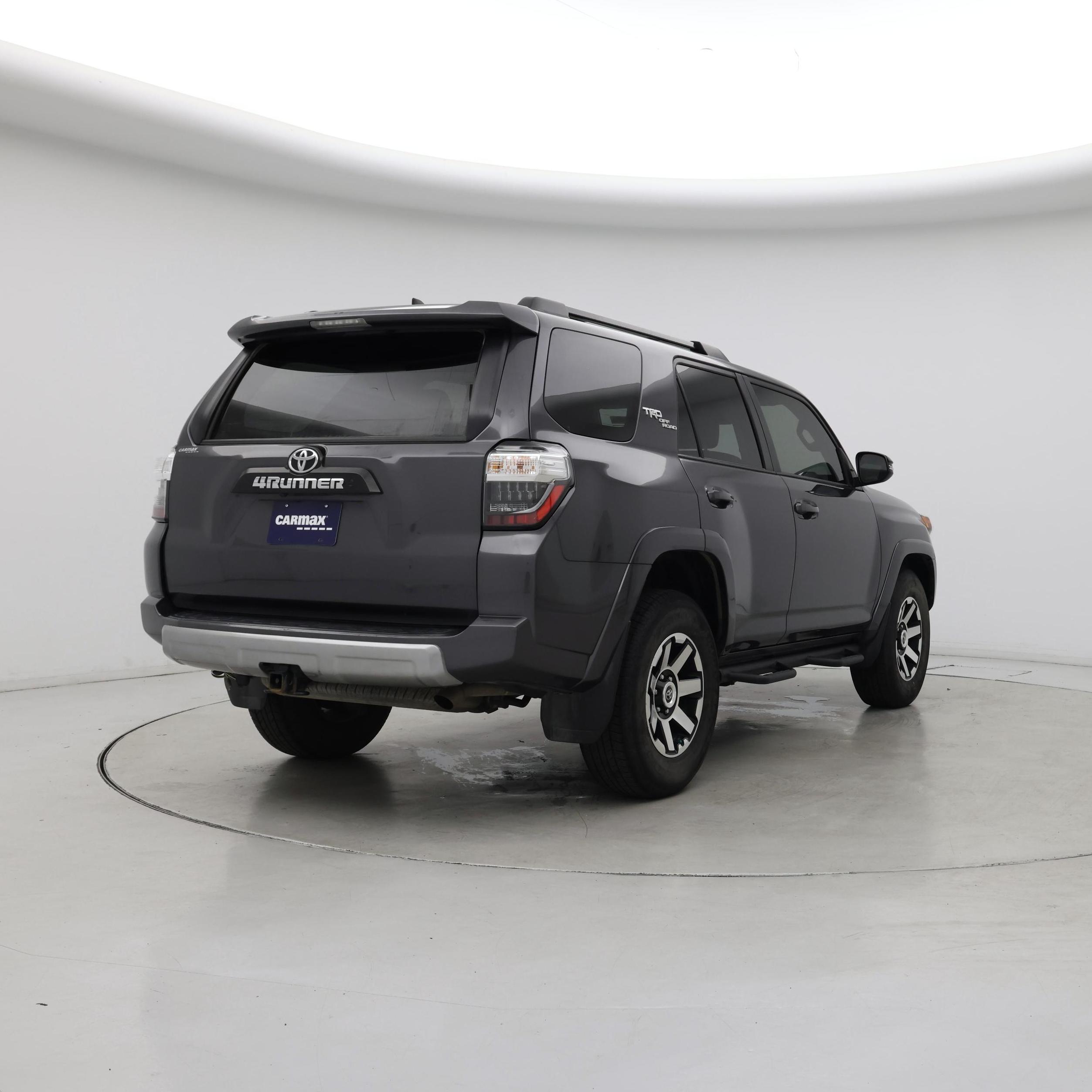 Thumbnail: 2022 Toyota 4Runner - 8