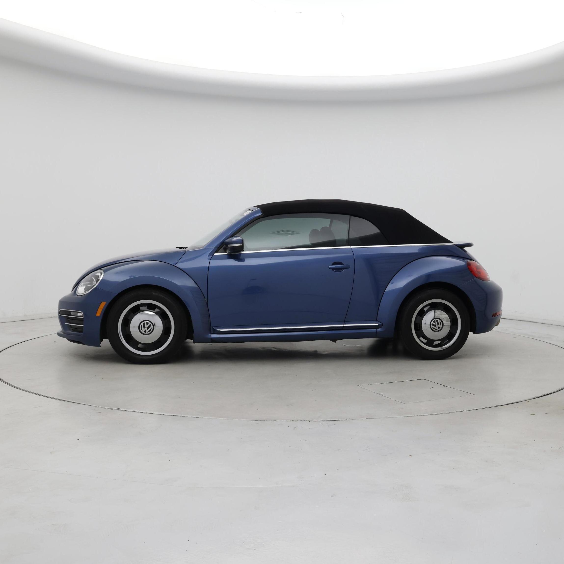 Thumbnail: 2018 Volkswagen Beetle - 3