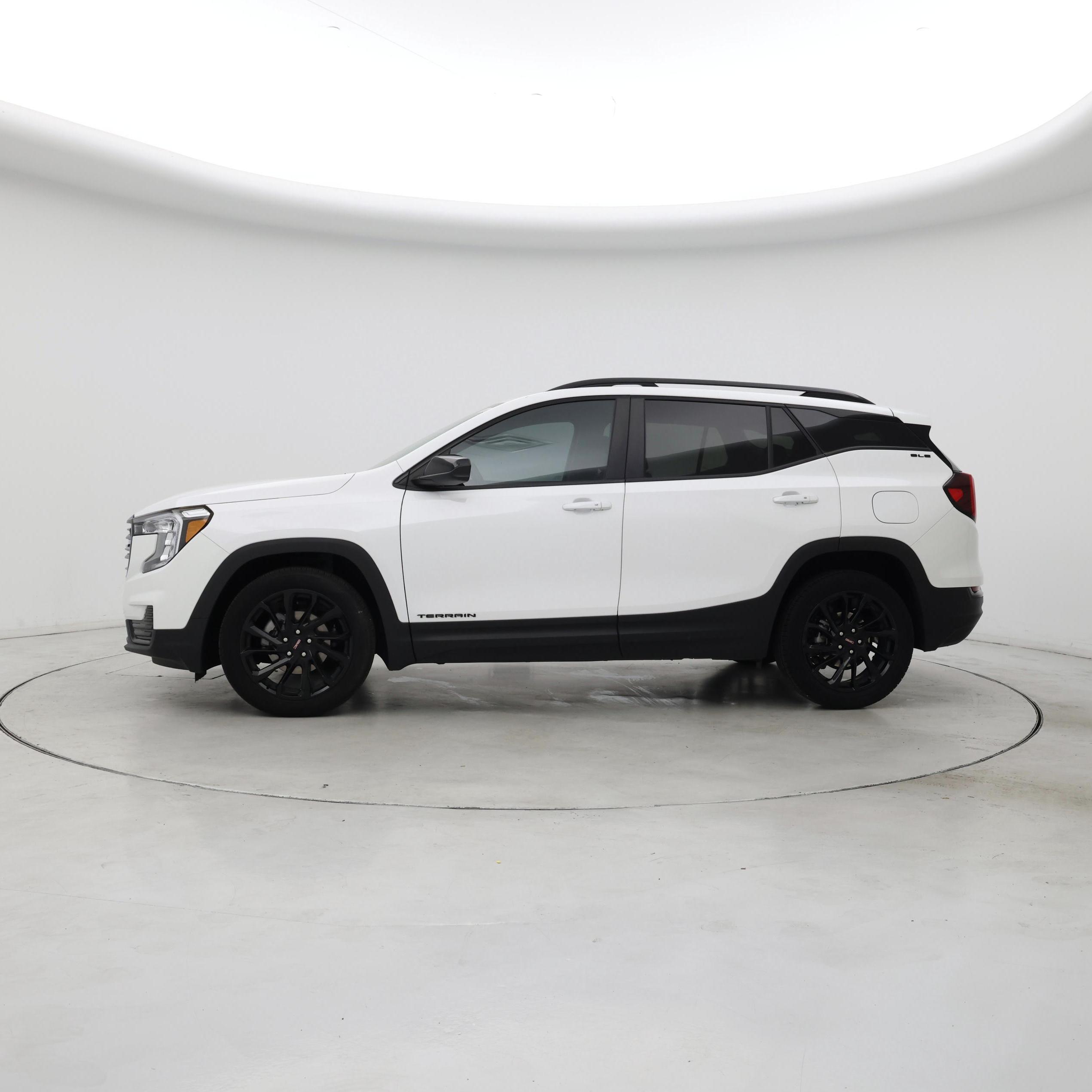 Thumbnail: 2024 GMC Terrain - 3