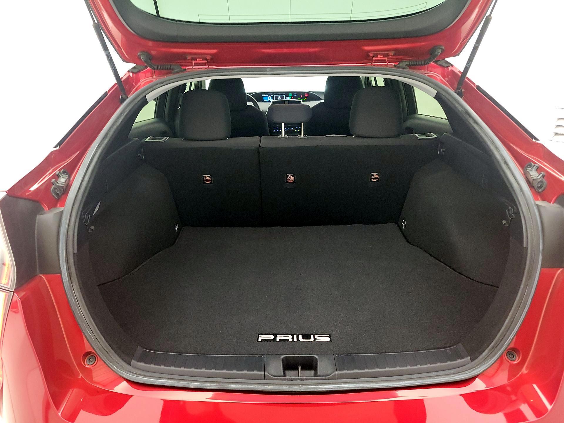 Thumbnail: 2018 Toyota Prius - 19