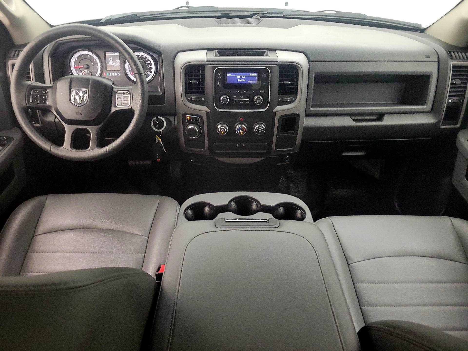 Thumbnail: 2019 RAM 1500 Classic - 9