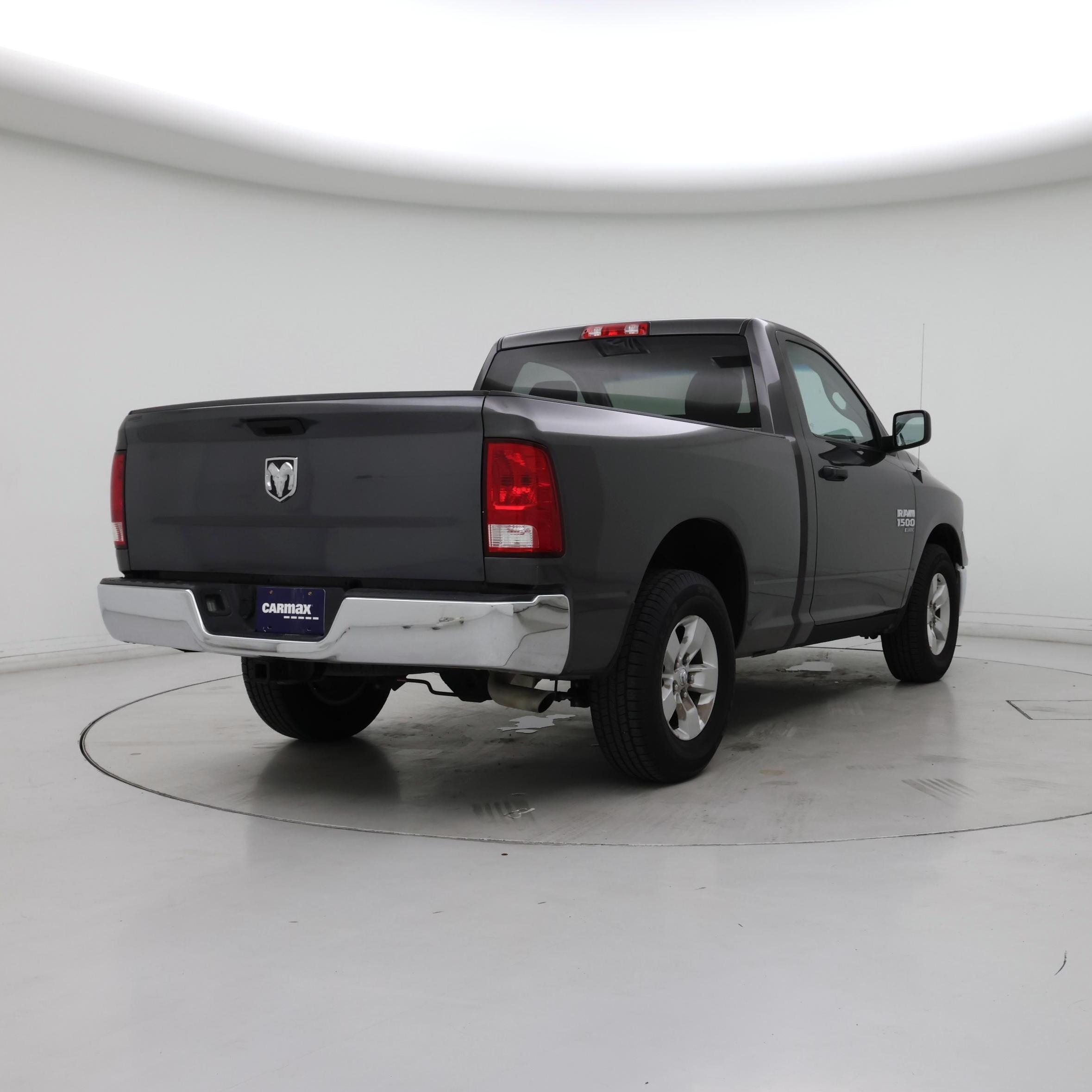 Thumbnail: 2019 RAM 1500 Classic - 8