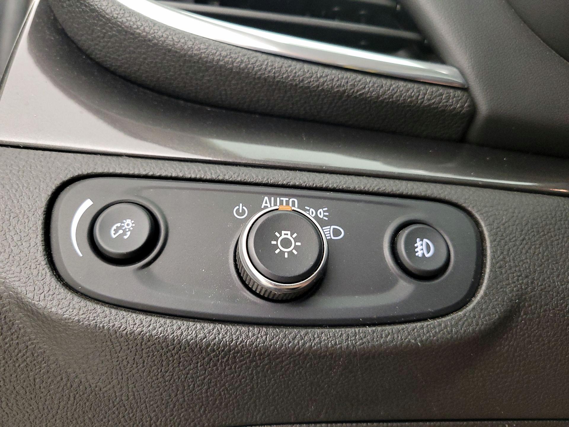 Thumbnail: 2018 Buick Encore - 13