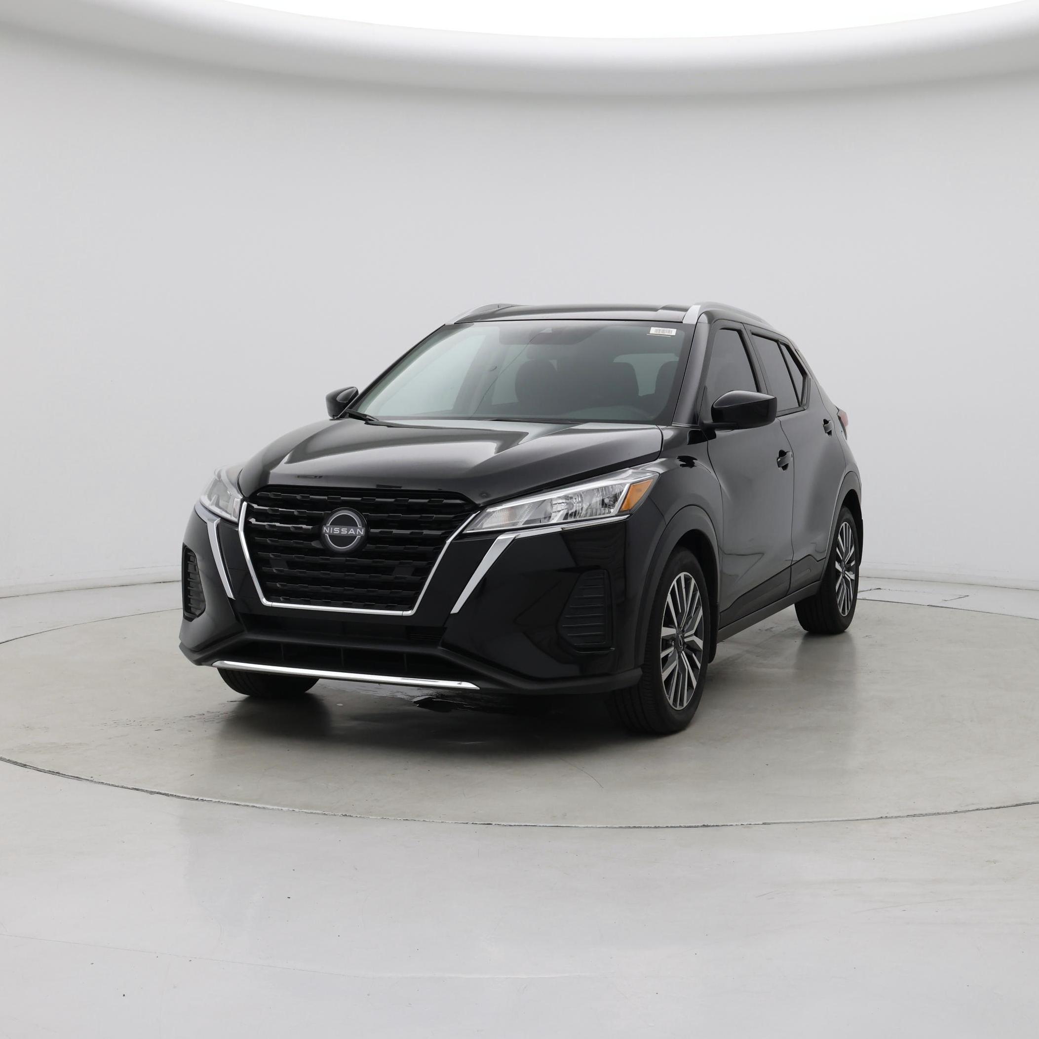 Thumbnail: 2023 Nissan Kicks - 4