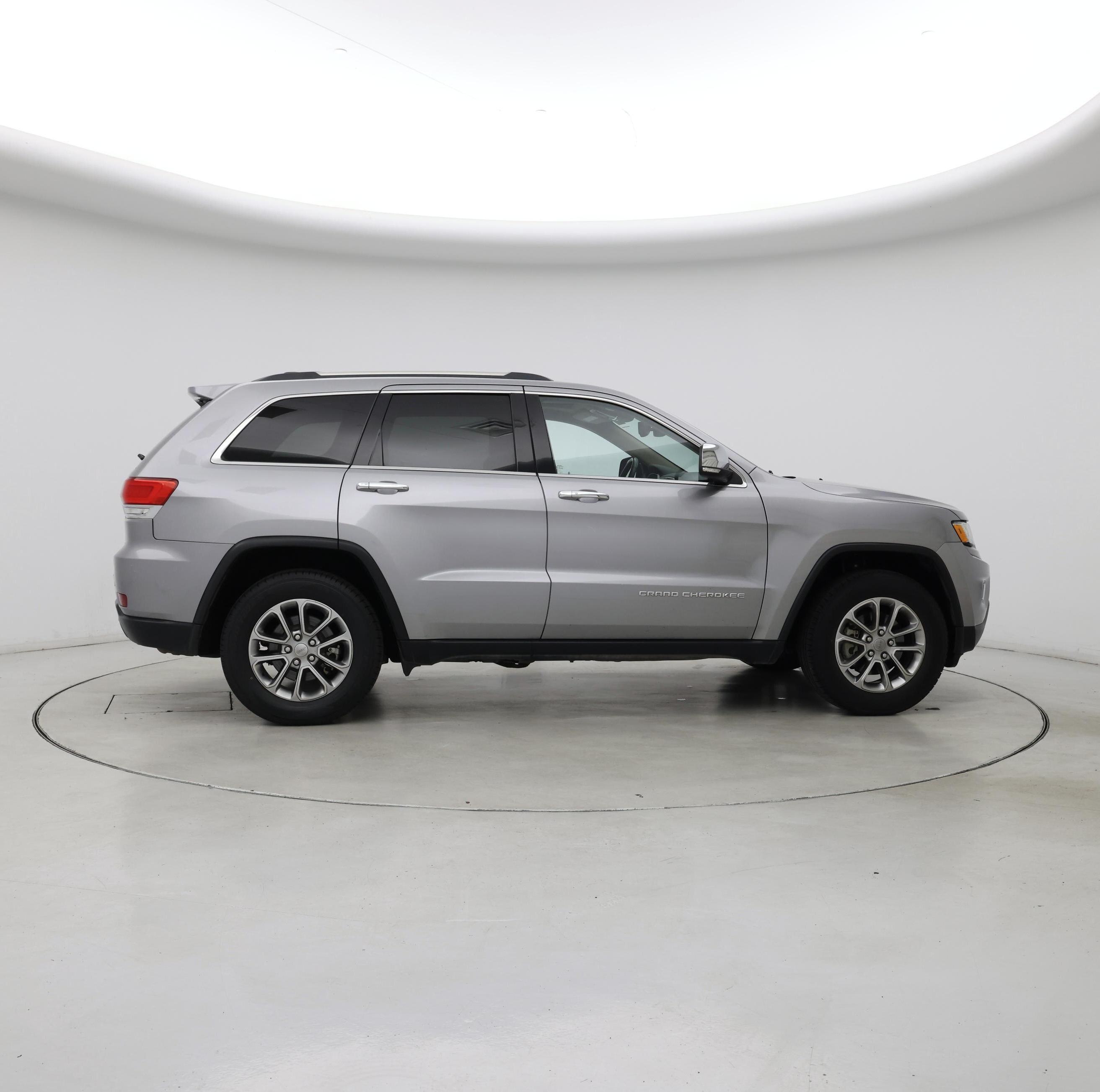 Thumbnail: 2015 Jeep Grand Cherokee - 7