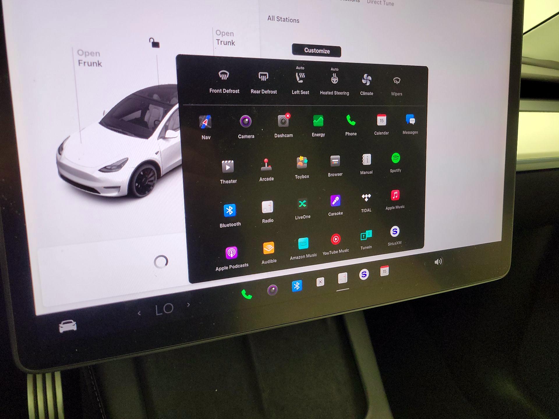 Thumbnail: 2022 Tesla Model Y - 15
