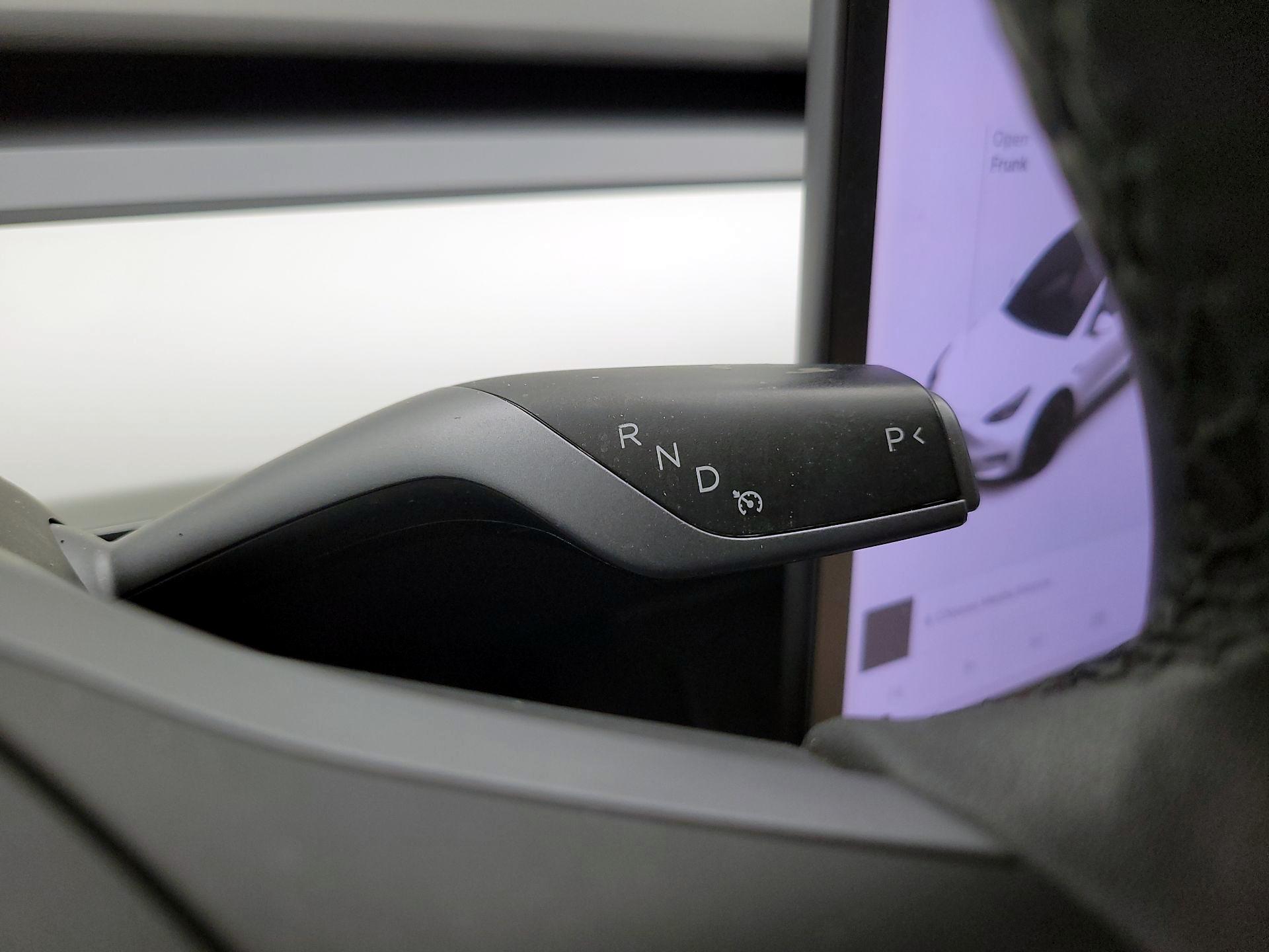 Thumbnail: 2022 Tesla Model Y - 17