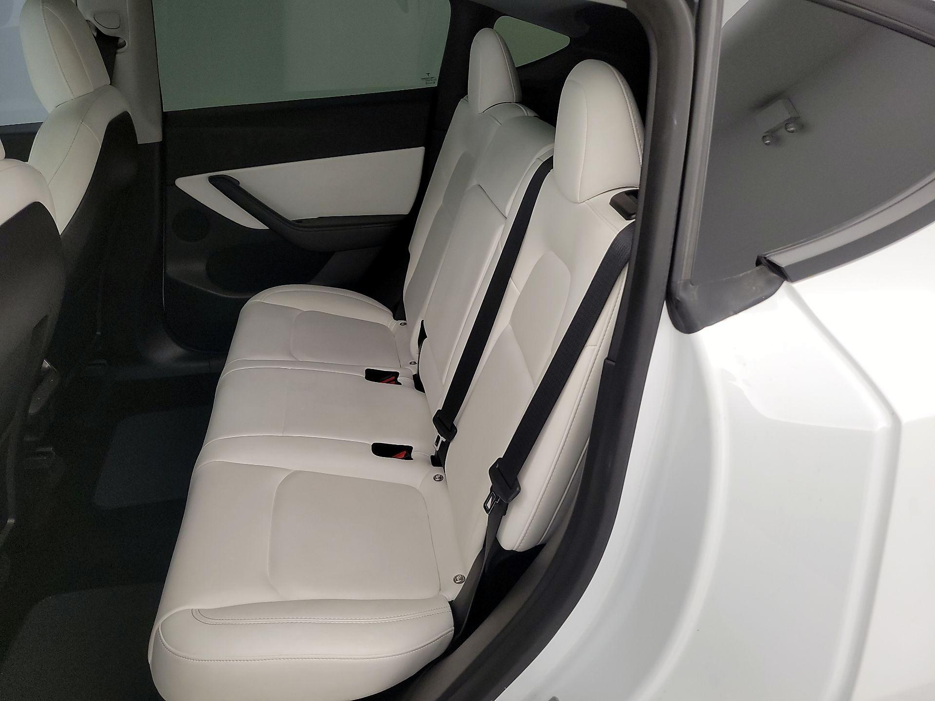 Thumbnail: 2022 Tesla Model Y - 19