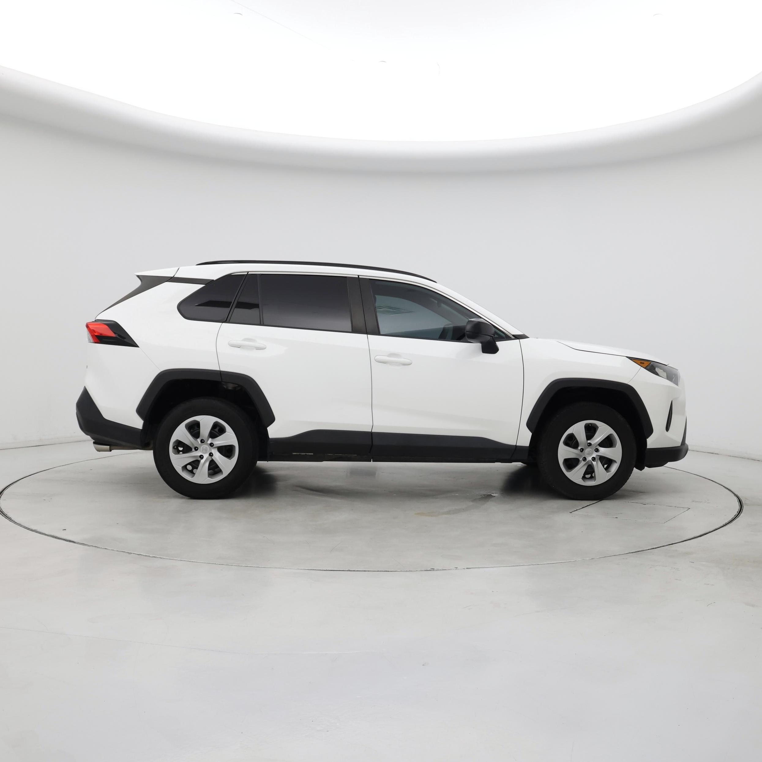 Thumbnail: 2021 Toyota RAV4 - 7