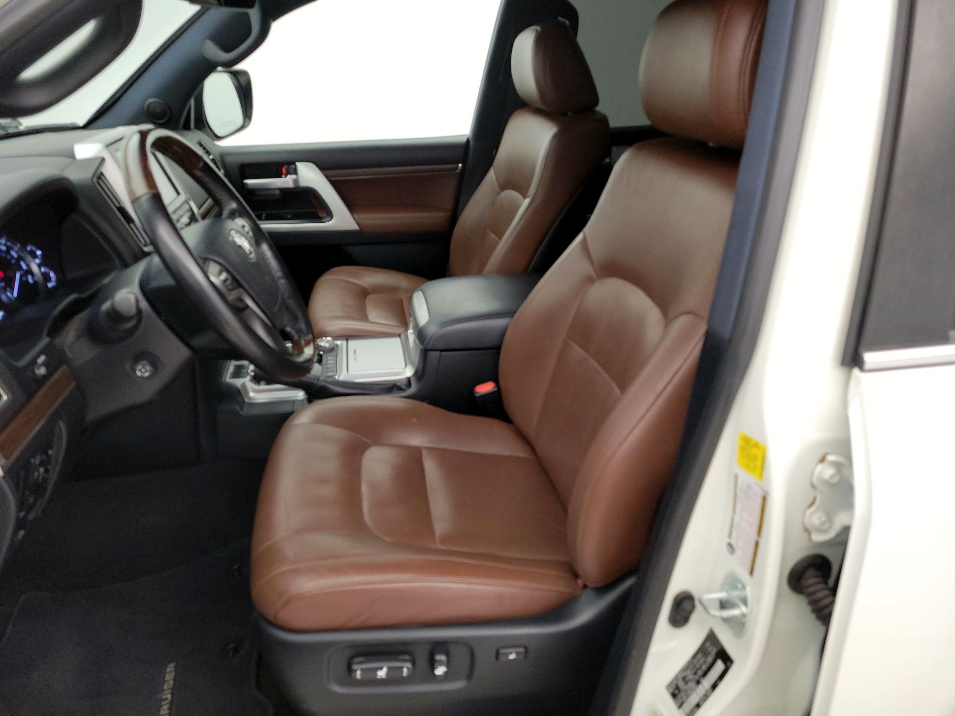 Thumbnail: 2021 Toyota Land Cruiser - 11