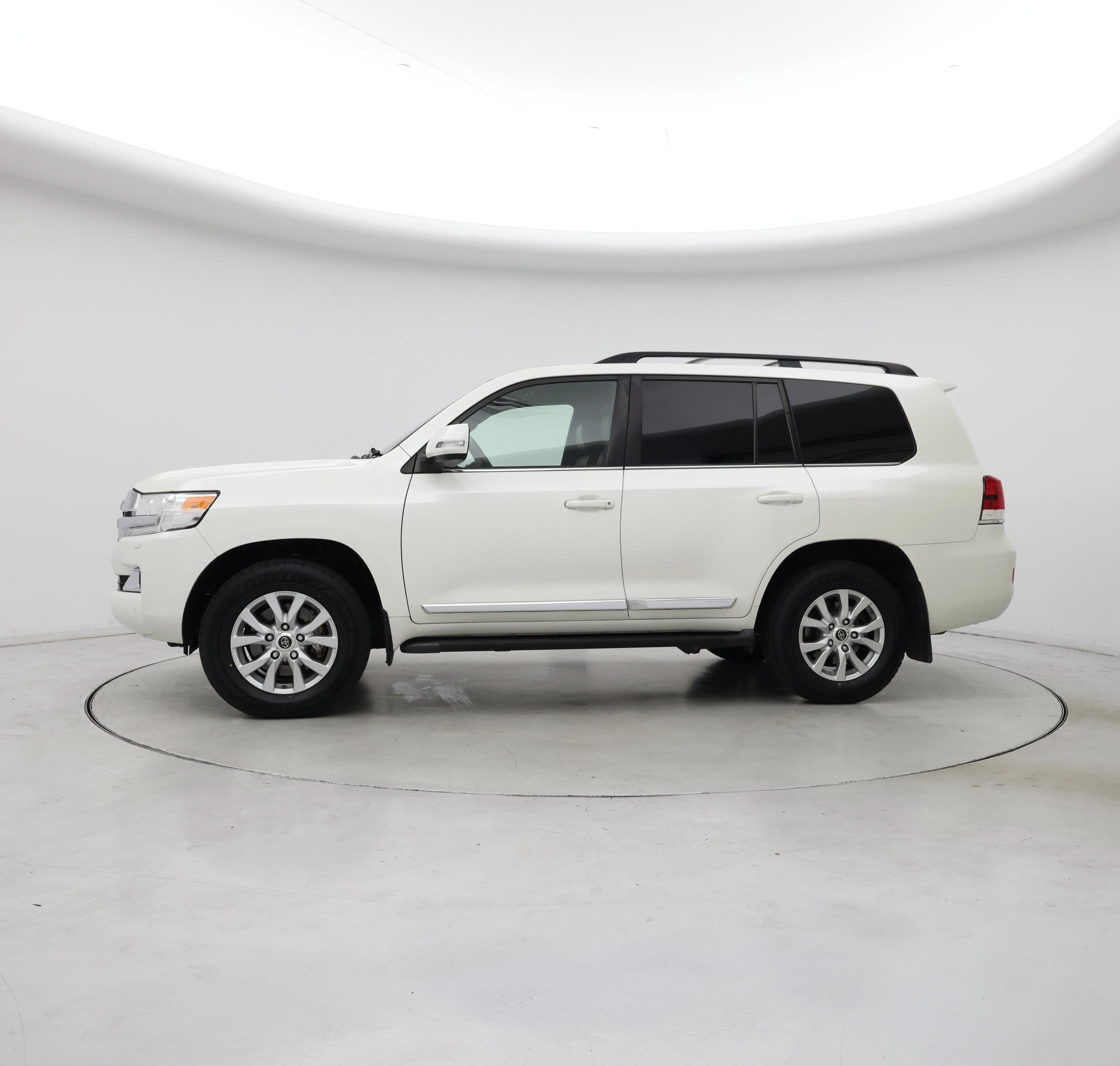 Thumbnail: 2021 Toyota Land Cruiser - 3