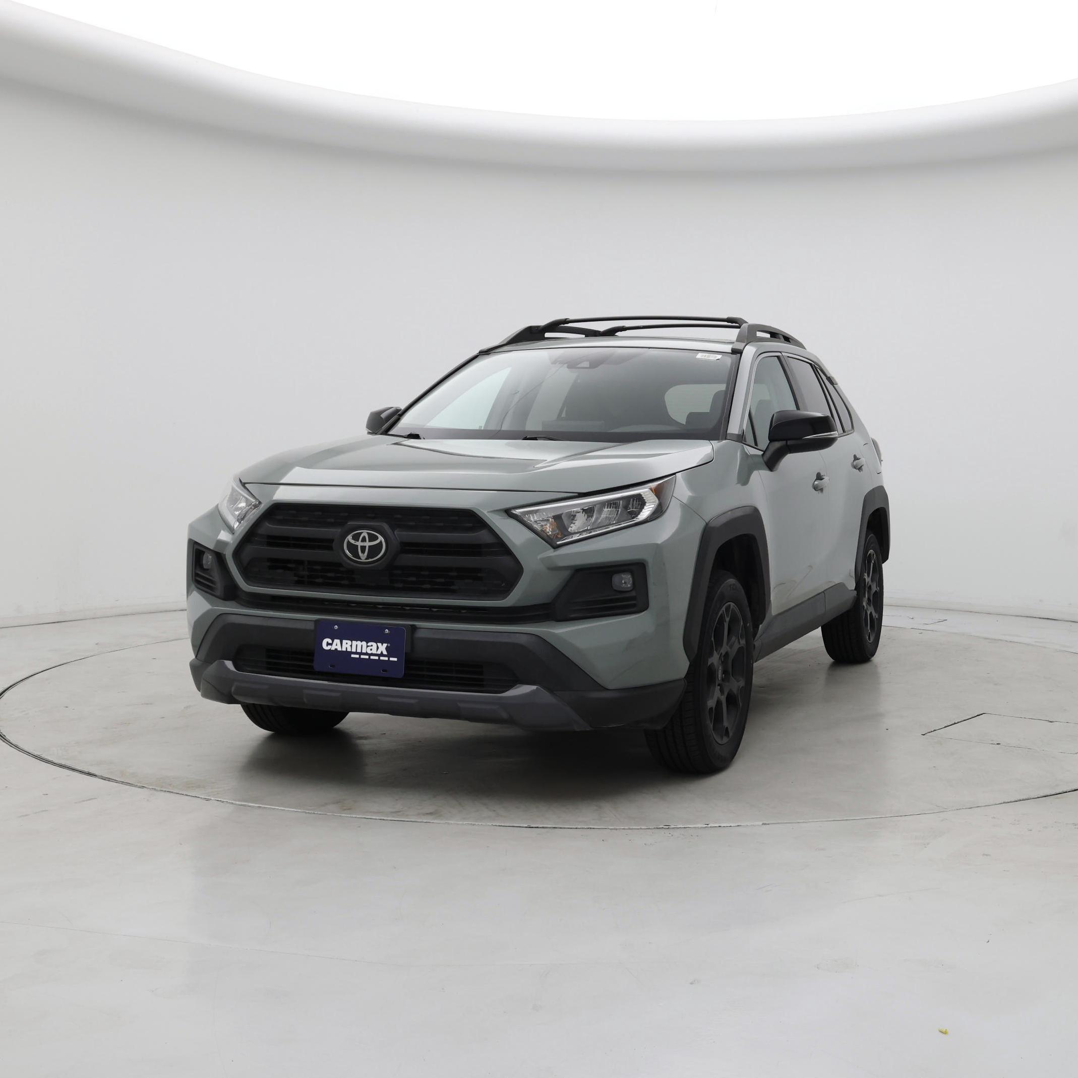 Thumbnail: 2021 Toyota RAV4 - 4