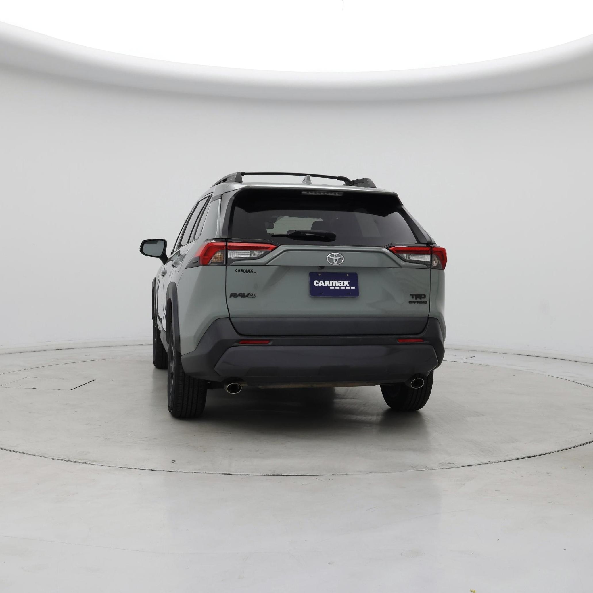 Thumbnail: 2021 Toyota RAV4 - 6