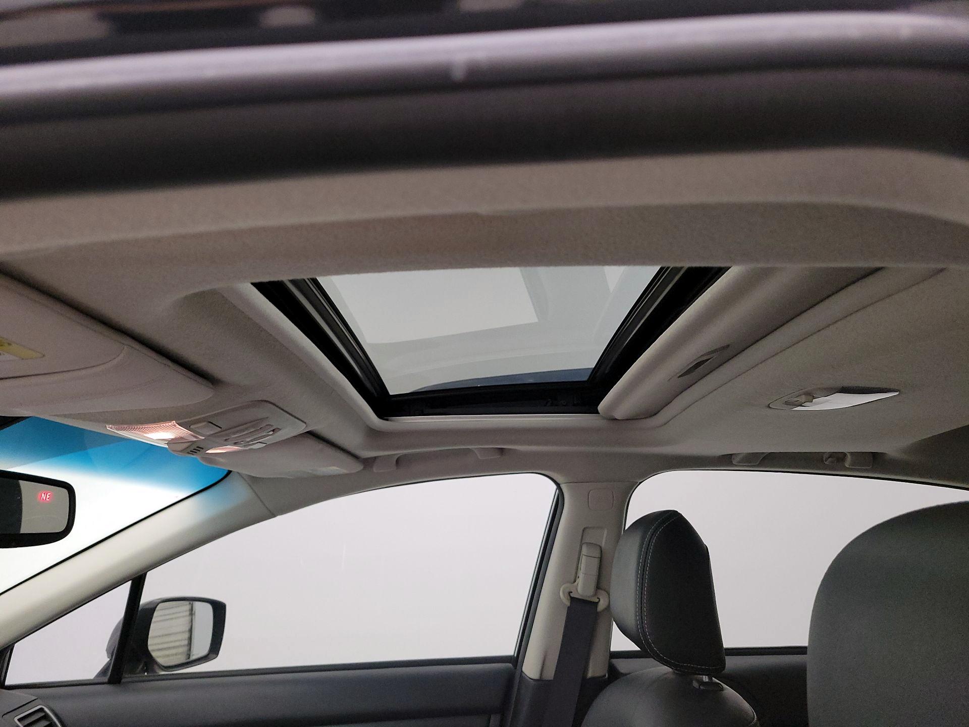 Thumbnail: 2015 Subaru XV Crosstrek - 20