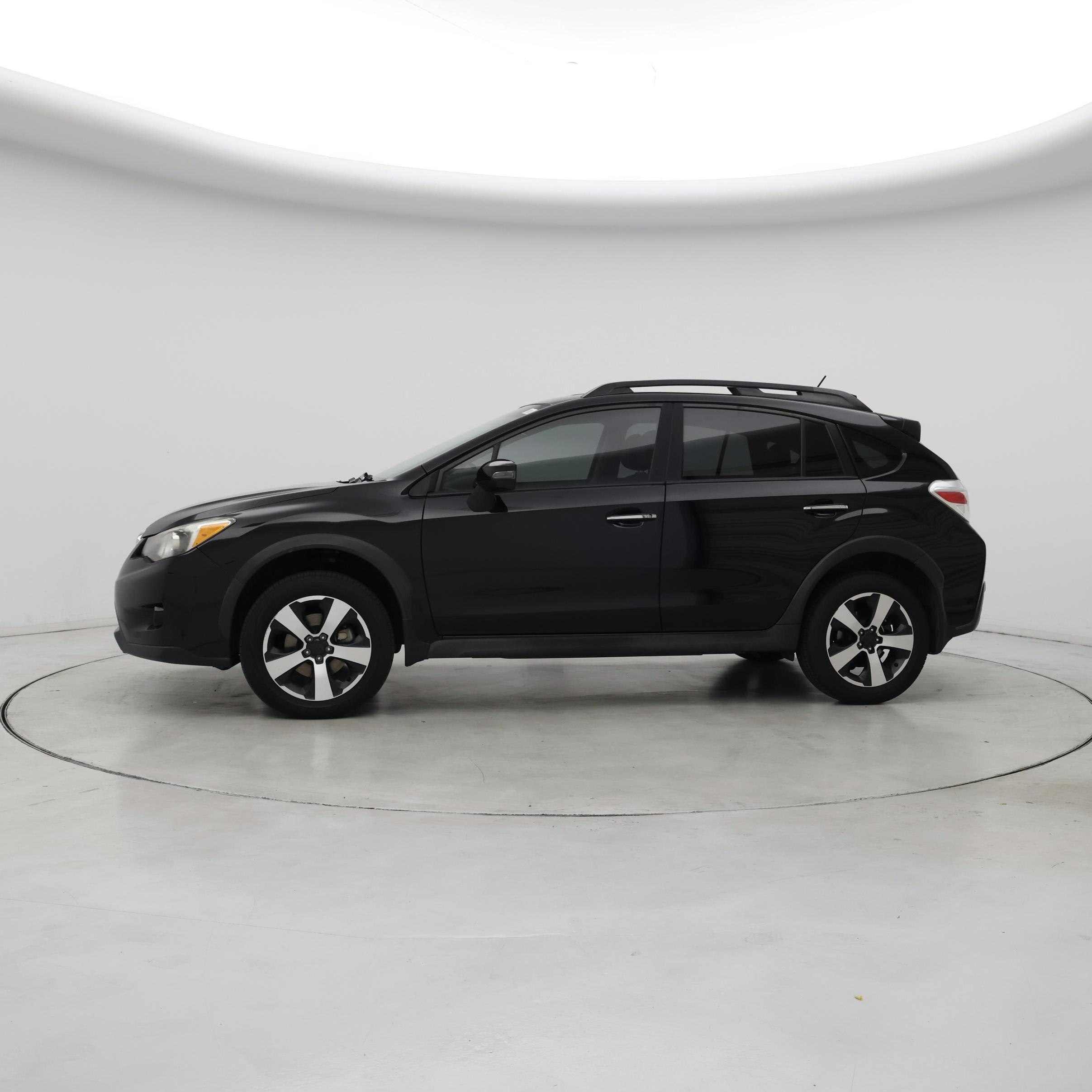 Thumbnail: 2015 Subaru XV Crosstrek - 3
