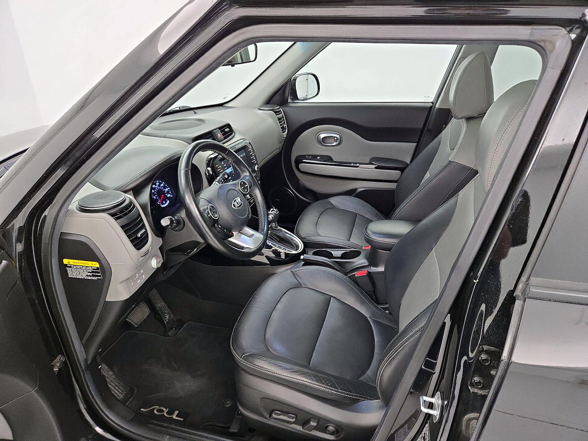 Thumbnail: 2017 Kia Soul - 11