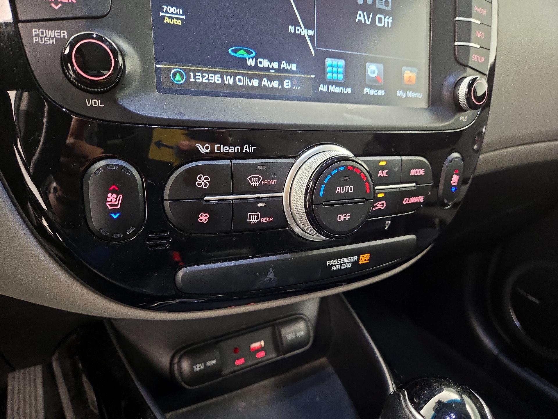 Thumbnail: 2017 Kia Soul - 17