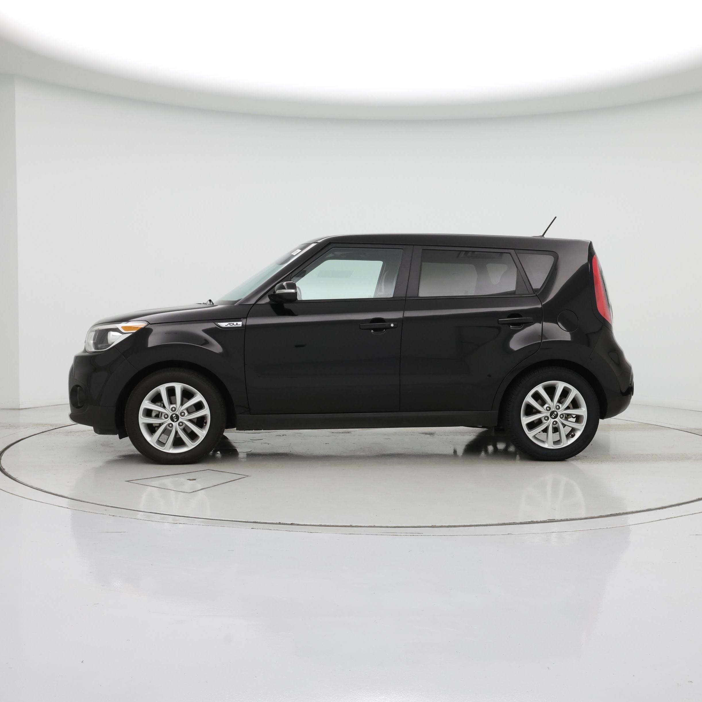 Thumbnail: 2017 Kia Soul - 3