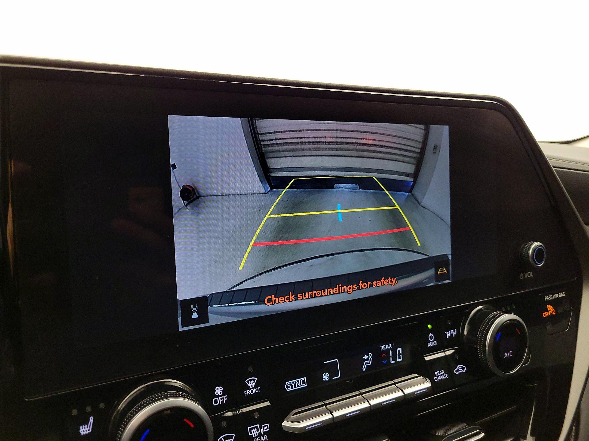 Thumbnail: 2024 Toyota Highlander - 14