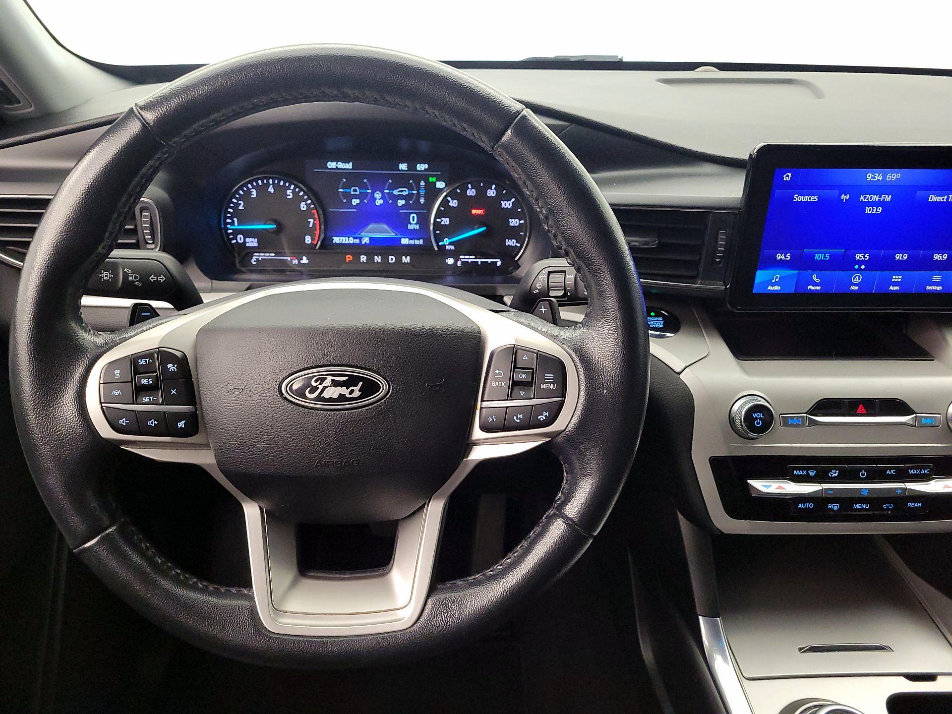 Thumbnail: 2020 Ford Explorer - 10