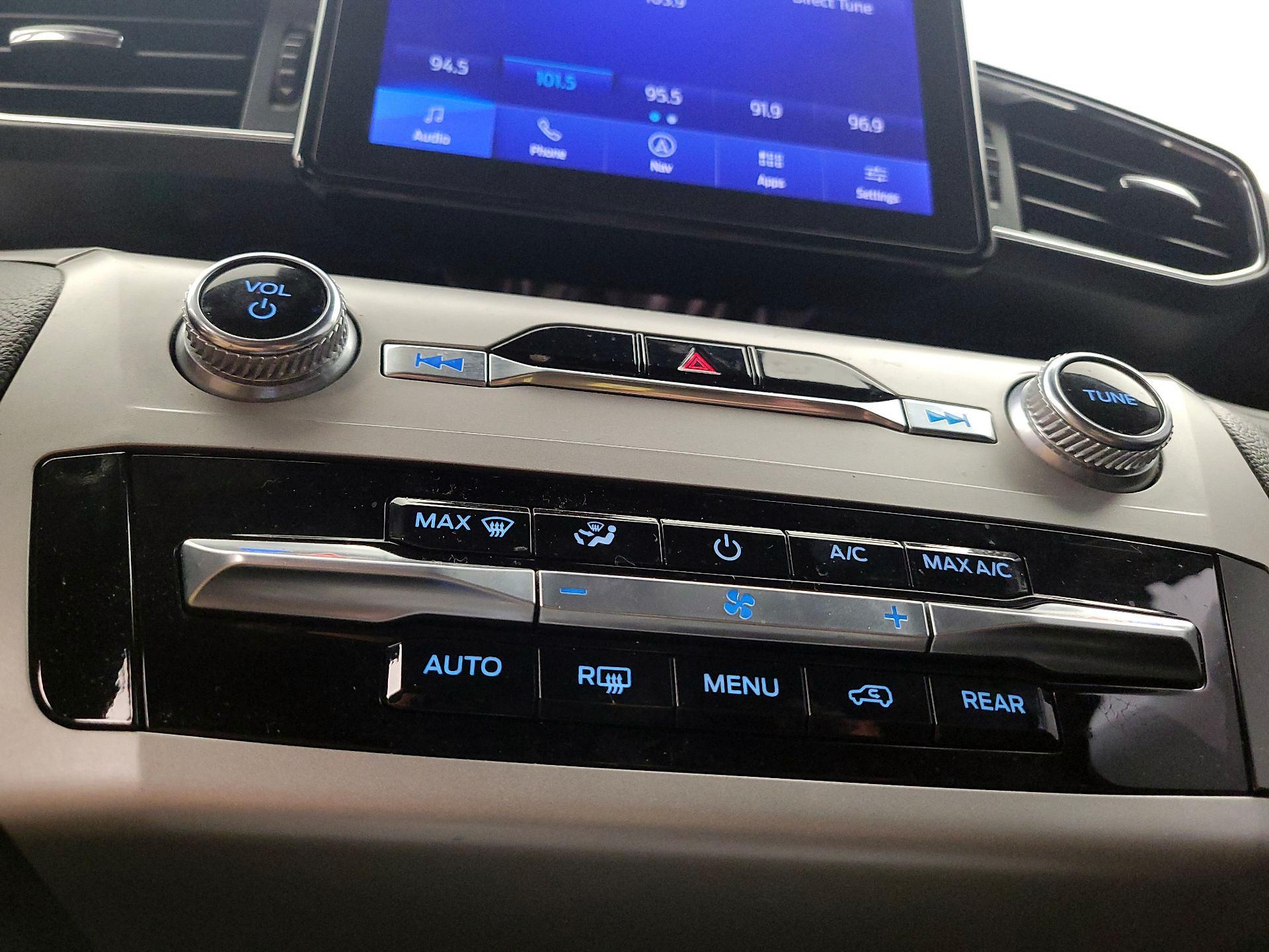 Thumbnail: 2020 Ford Explorer - 17