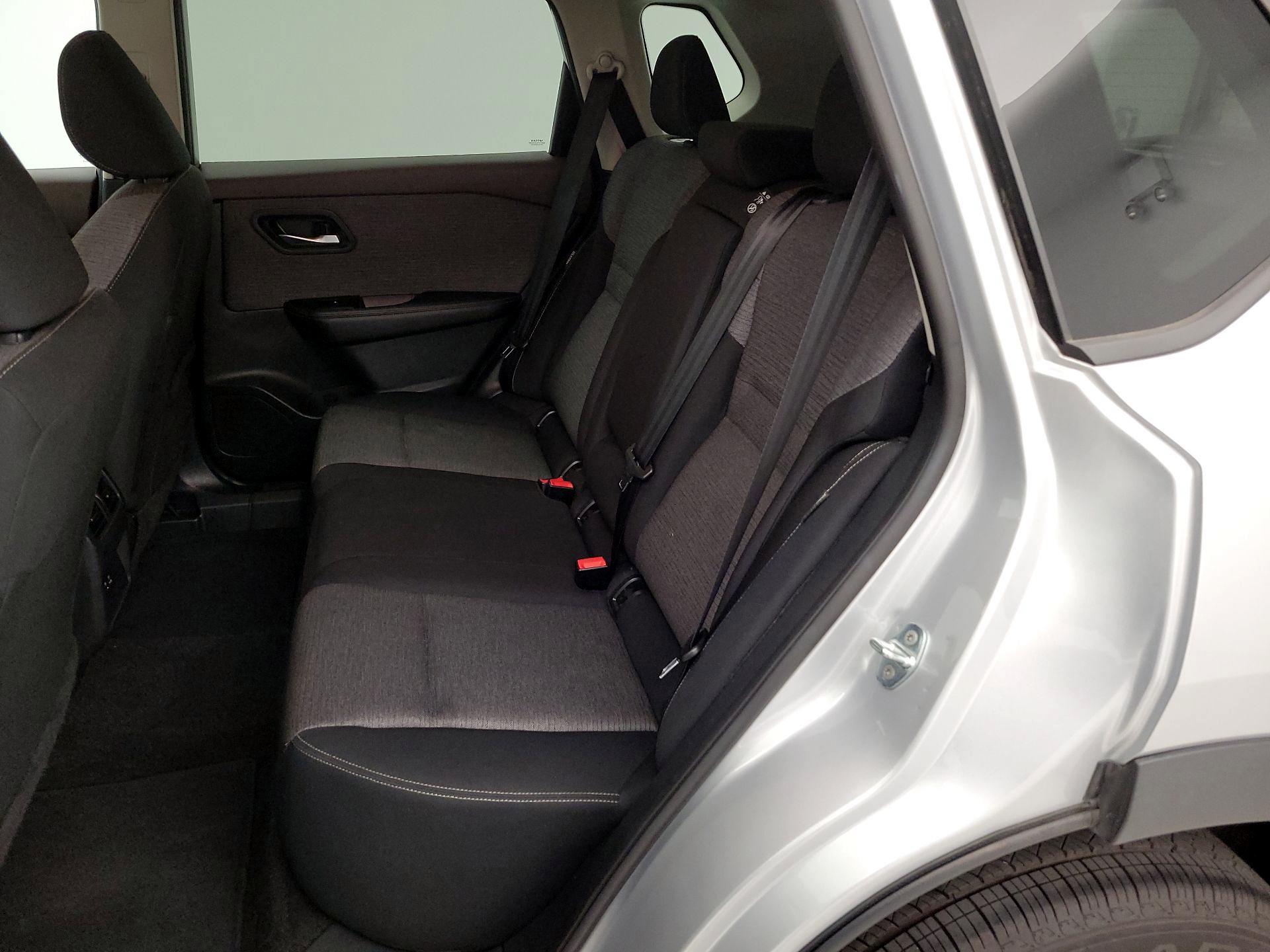 Thumbnail: 2023 Nissan Rogue - 19