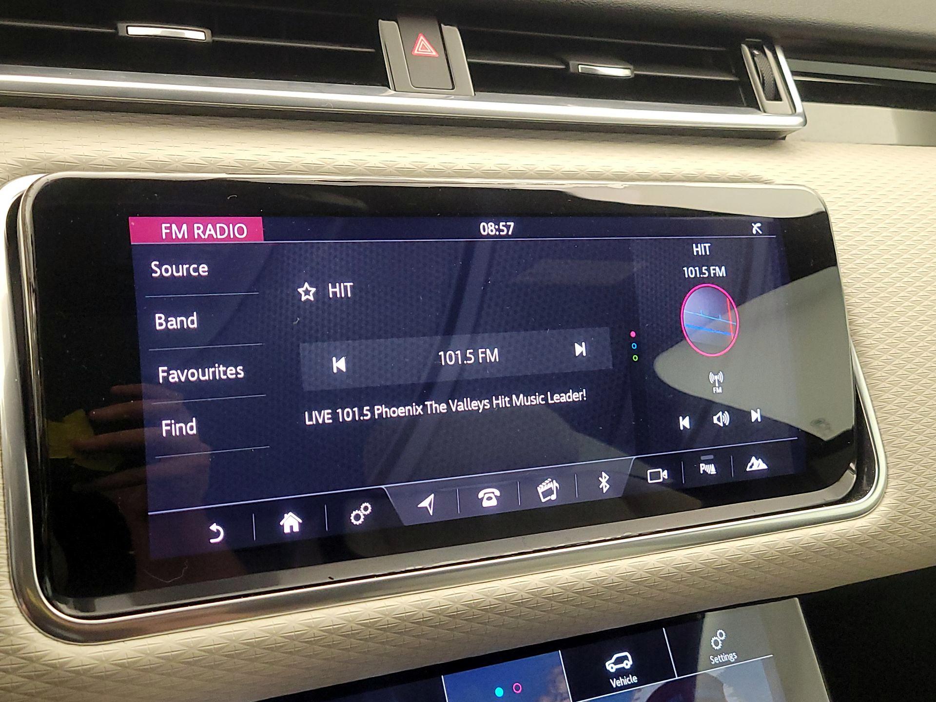 Thumbnail: 2018 Land Rover Range Rover Velar - 16