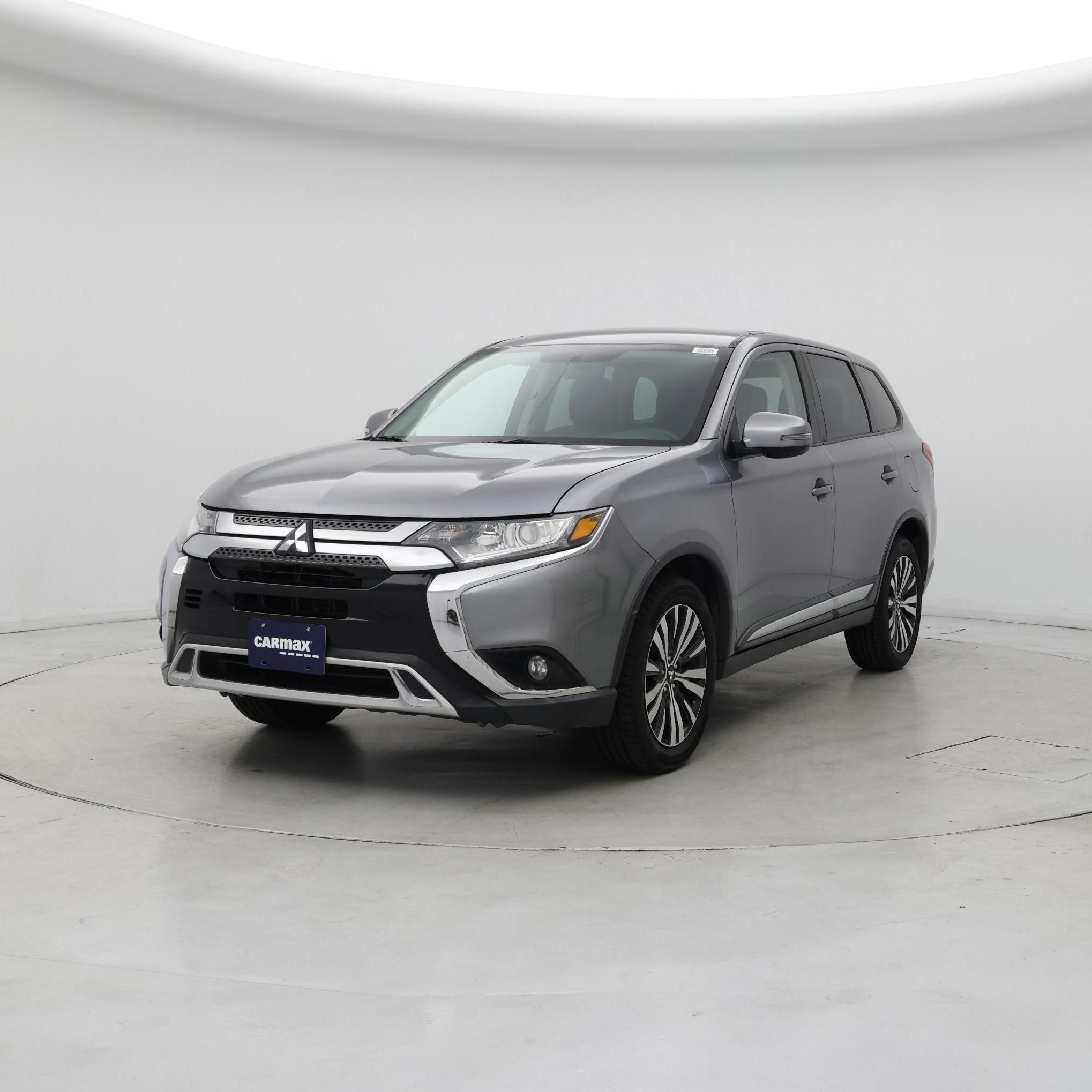 Thumbnail: 2019 Mitsubishi Outlander - 4