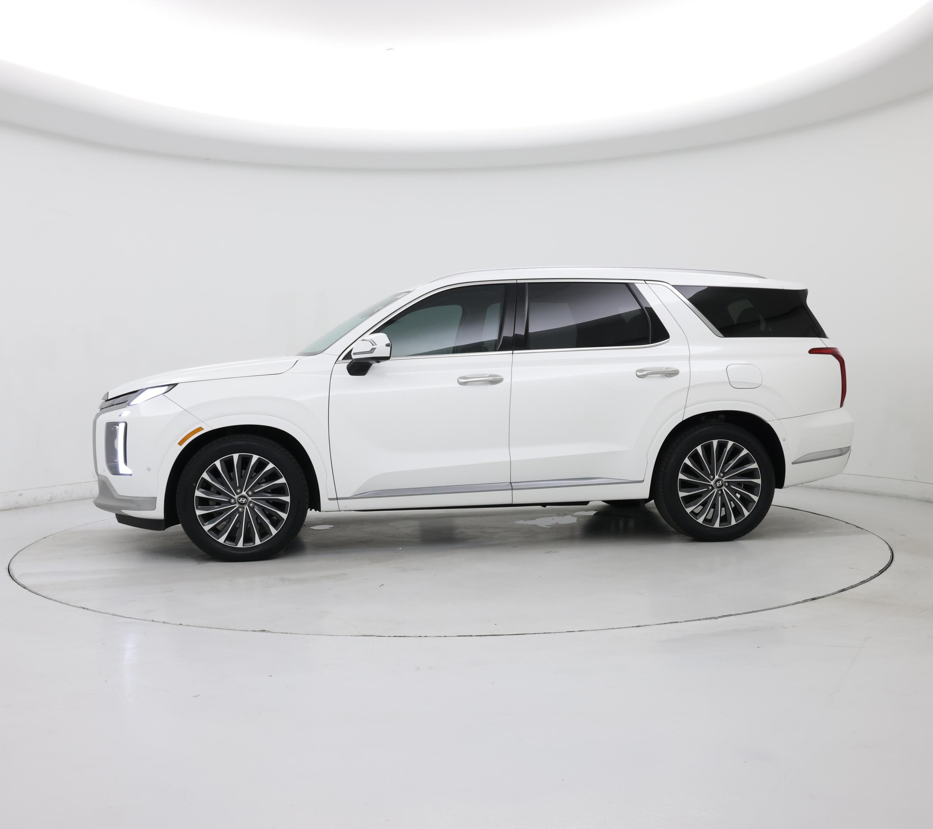 Thumbnail: 2023 Hyundai Palisade - 3