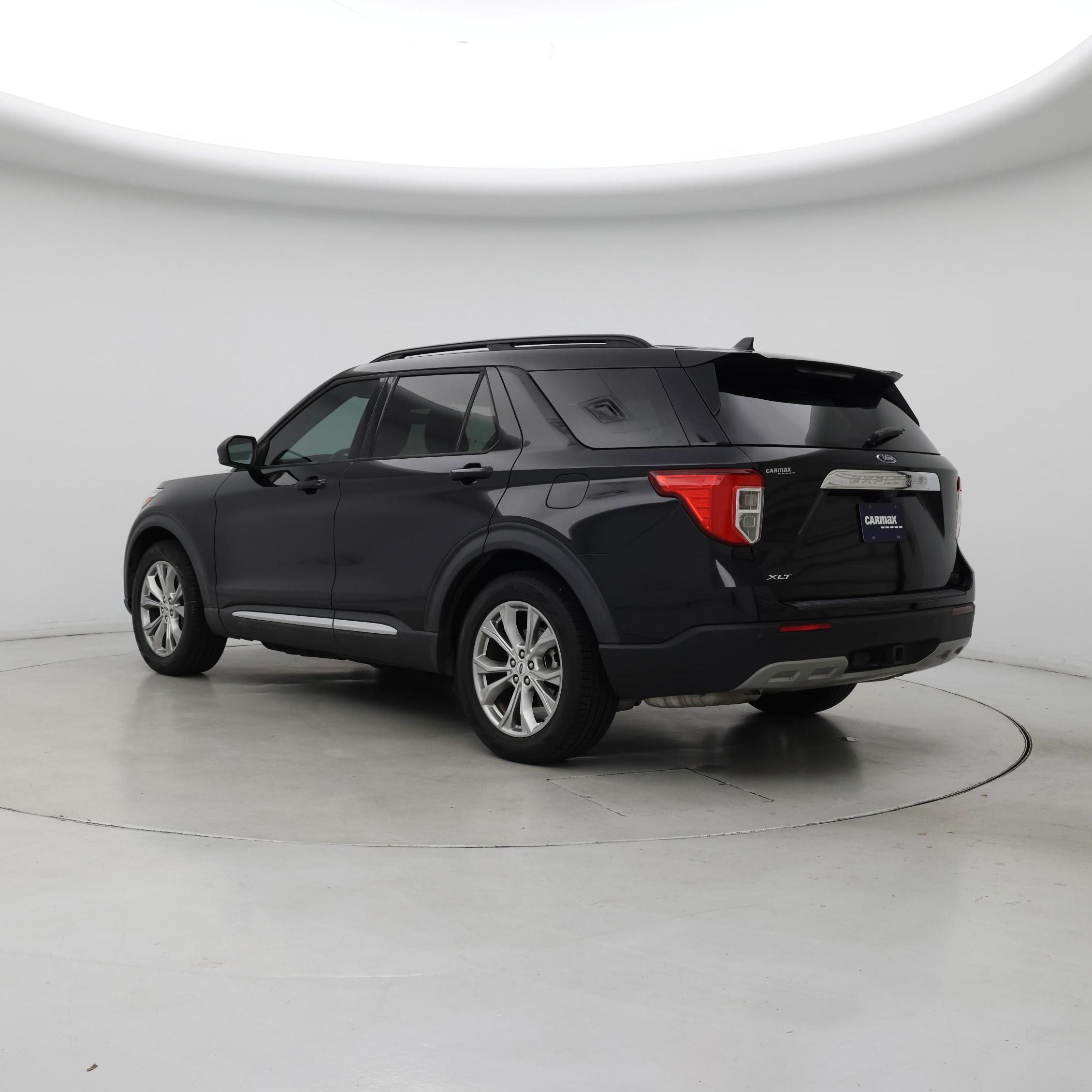 Thumbnail: 2021 Ford Explorer - 2