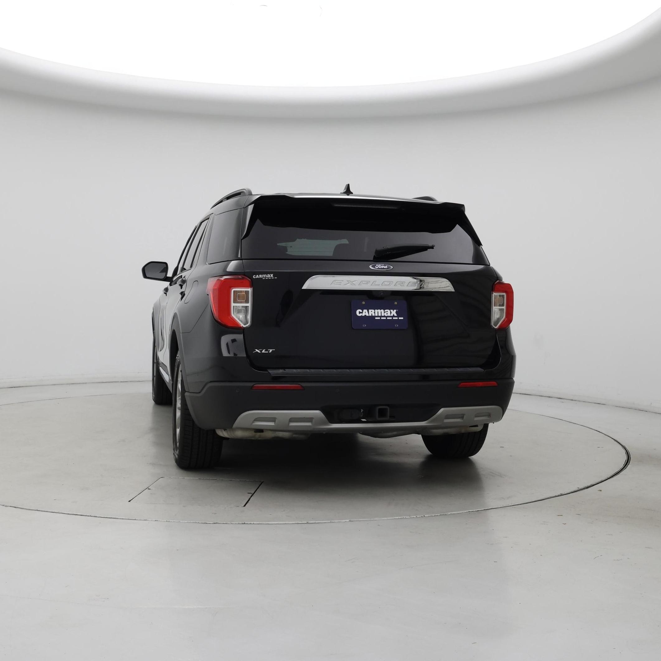 Thumbnail: 2021 Ford Explorer - 6
