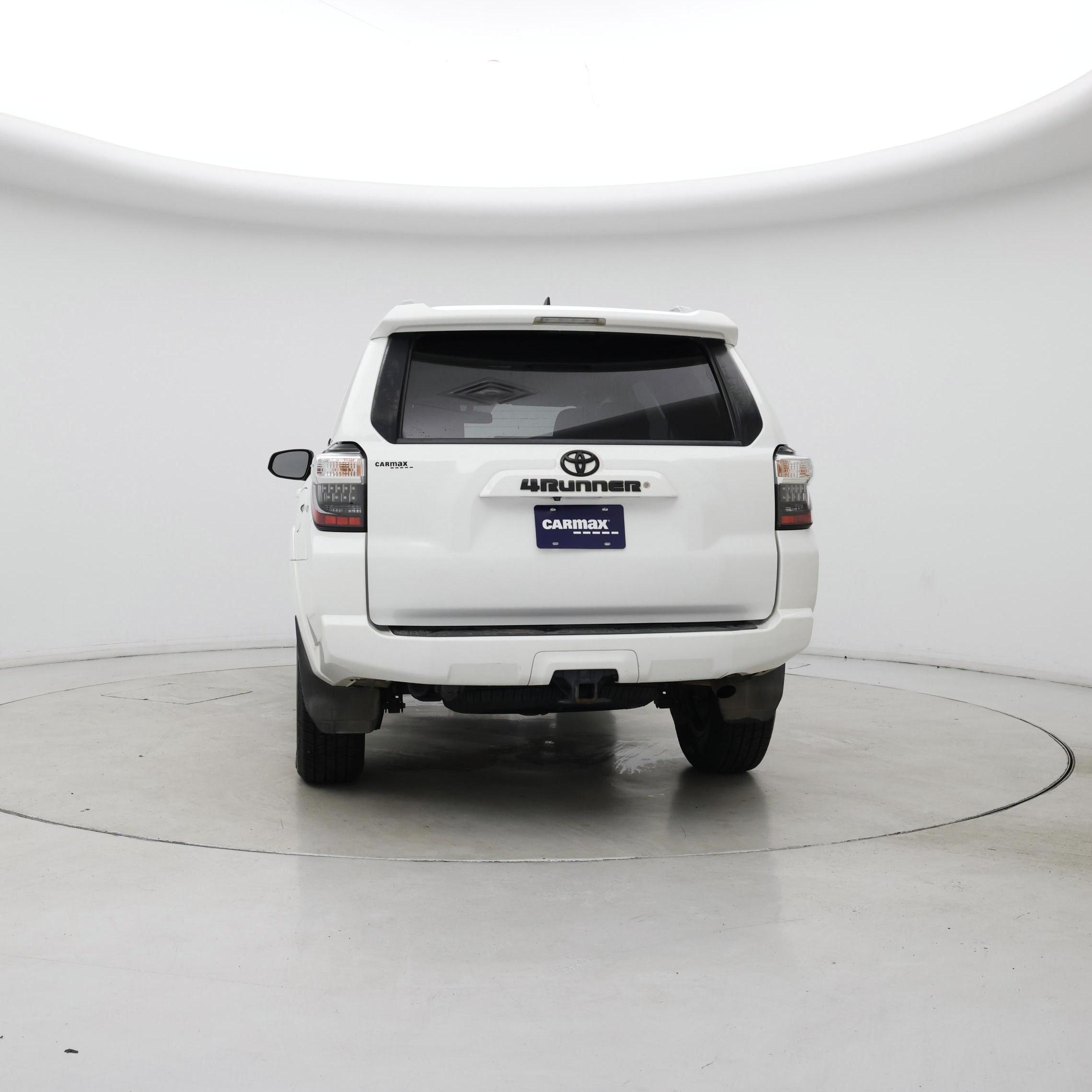 Thumbnail: 2017 Toyota 4Runner - 6