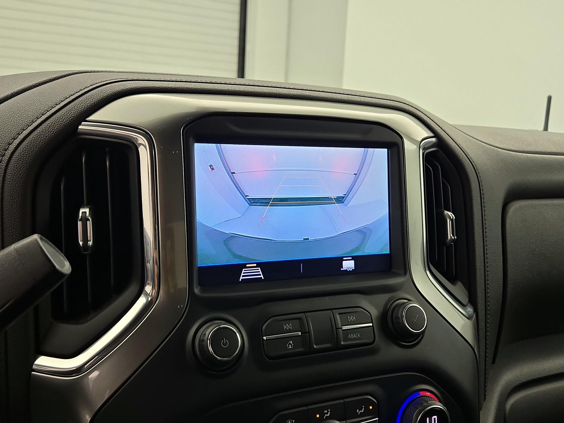 Thumbnail: 2021 Chevrolet Silverado 1500 - 14