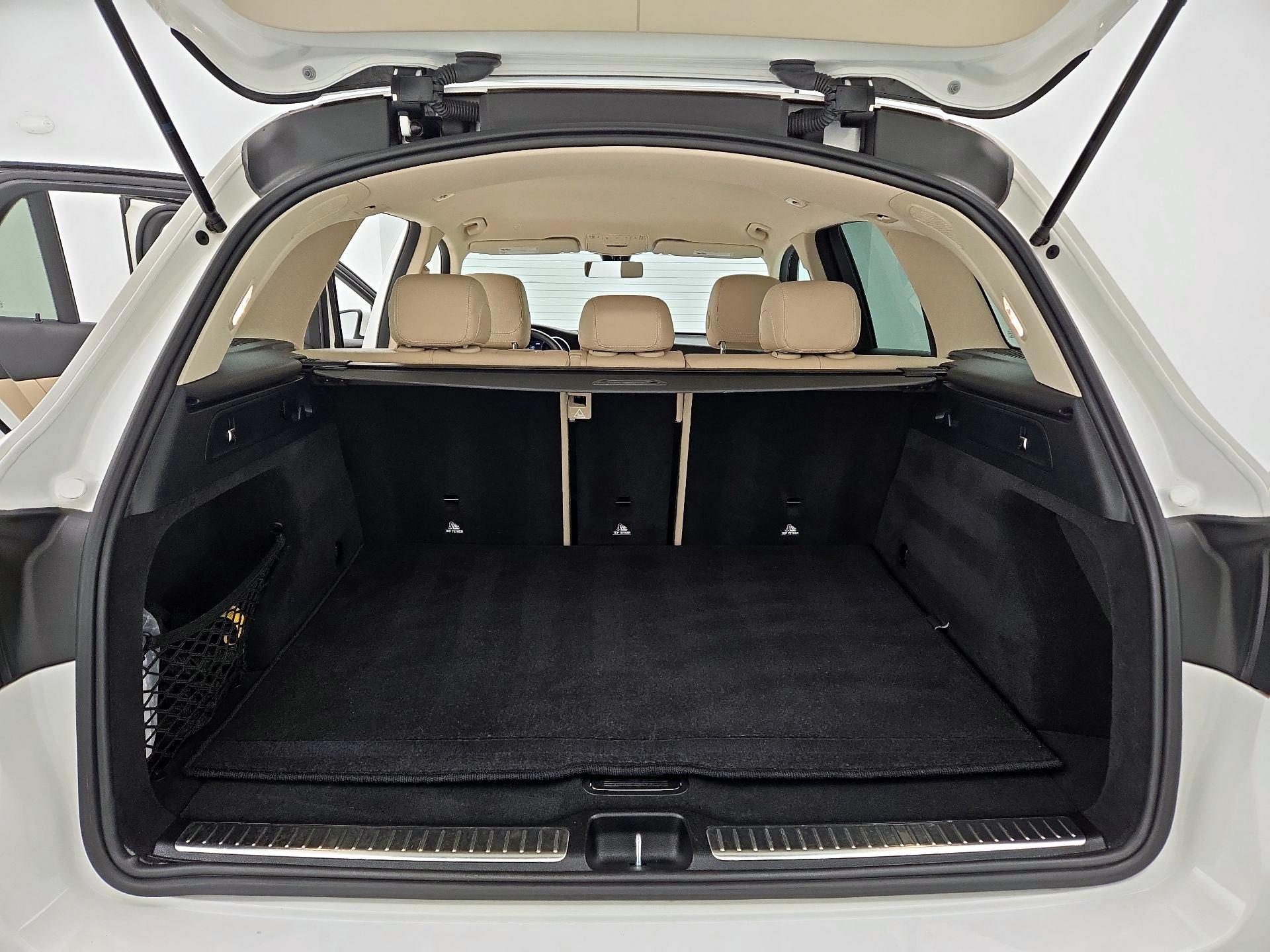 Thumbnail: 2021 Mercedes-Benz GLC - 20